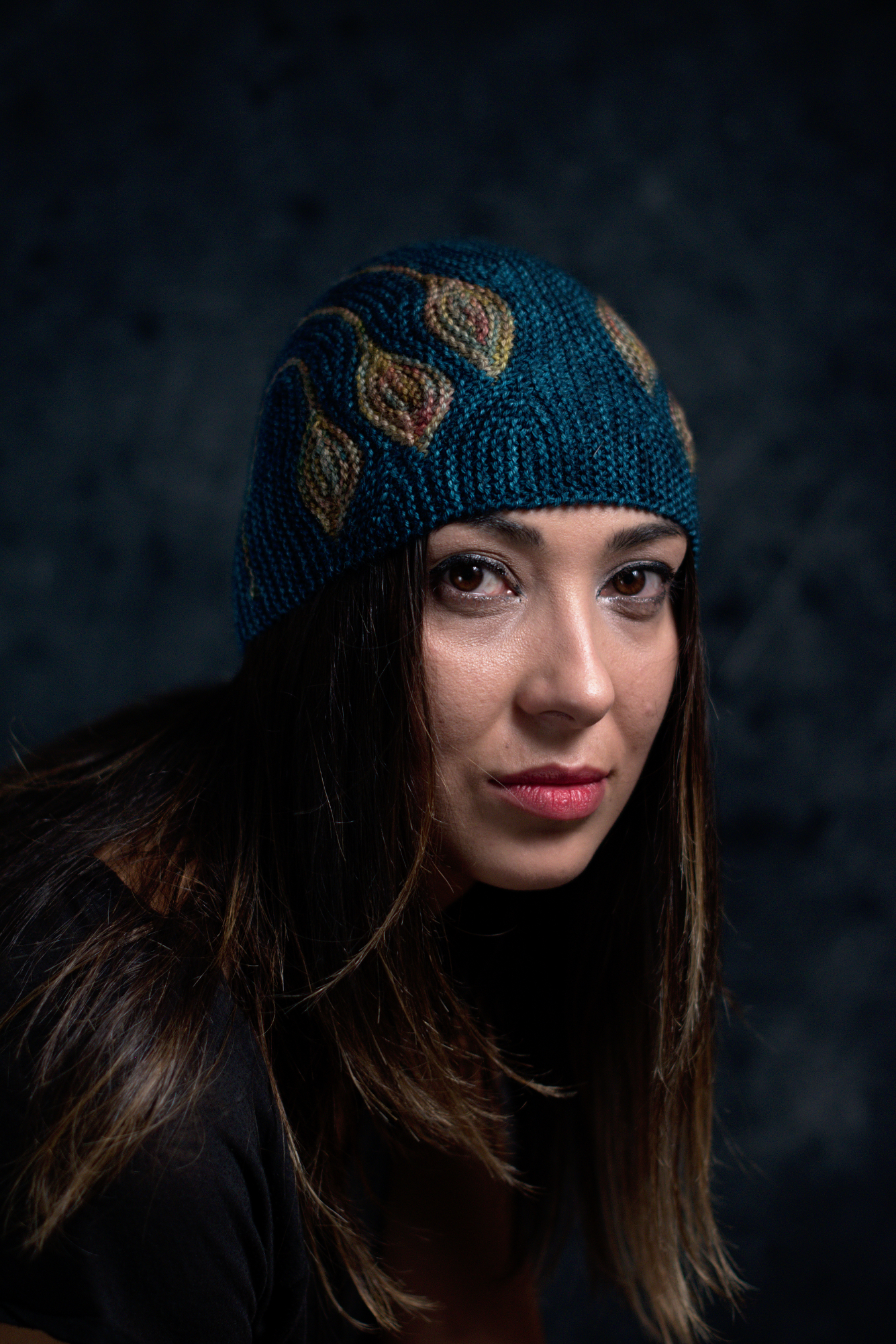 Chiral sideways knit short row colourwork hat knitting pattern