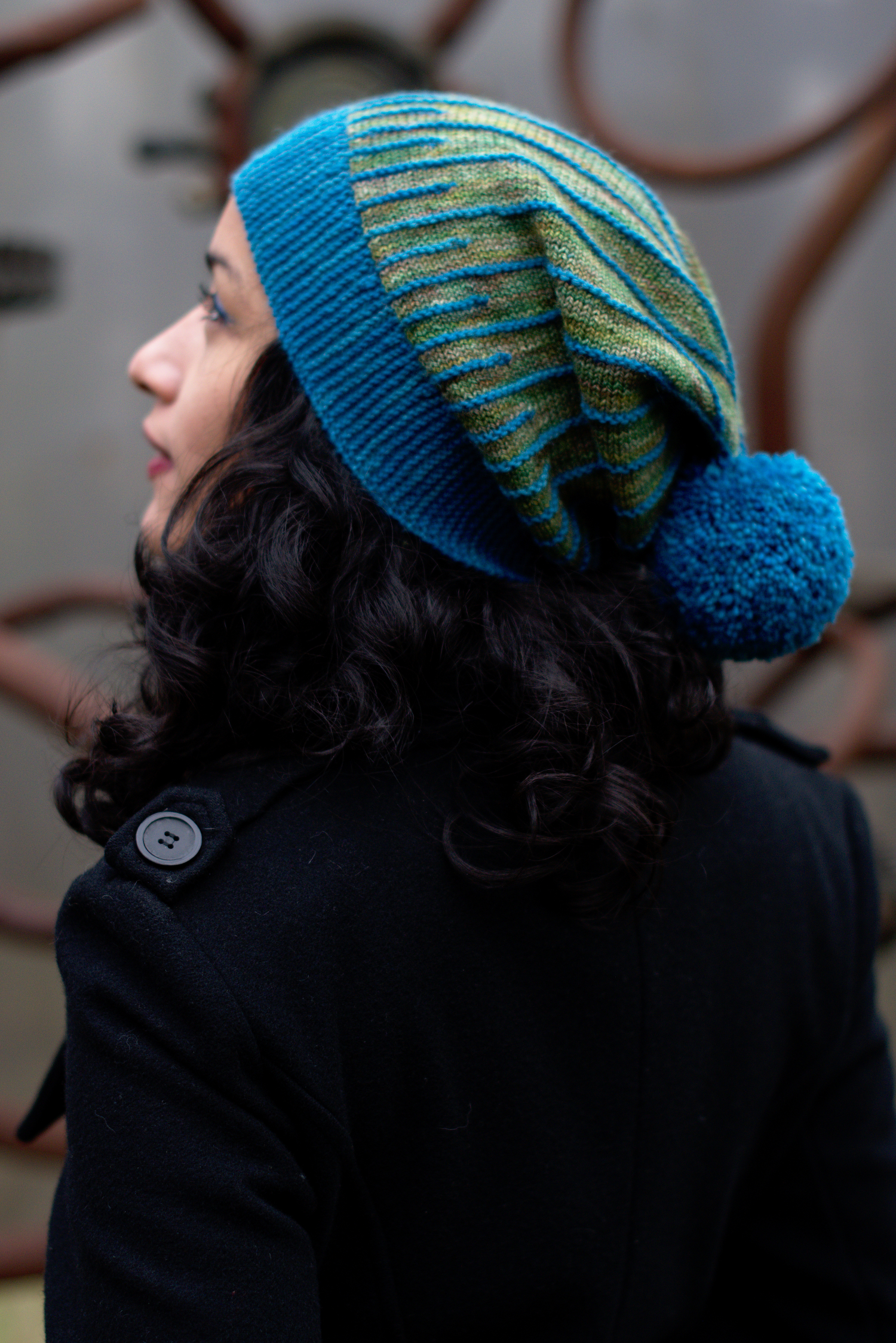 Misura sideways knit slouchy Hat hand knitting pattern for sock yarn