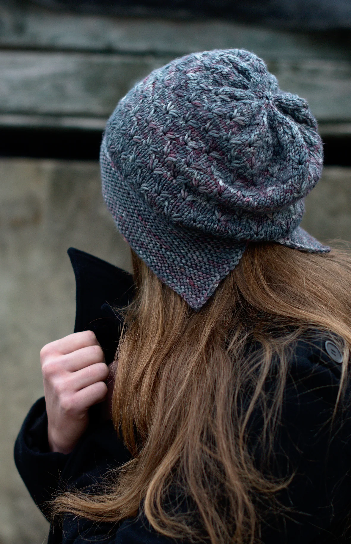 Lifted slouchy bonnet hat hand knitting pattern for worsted weight yarn