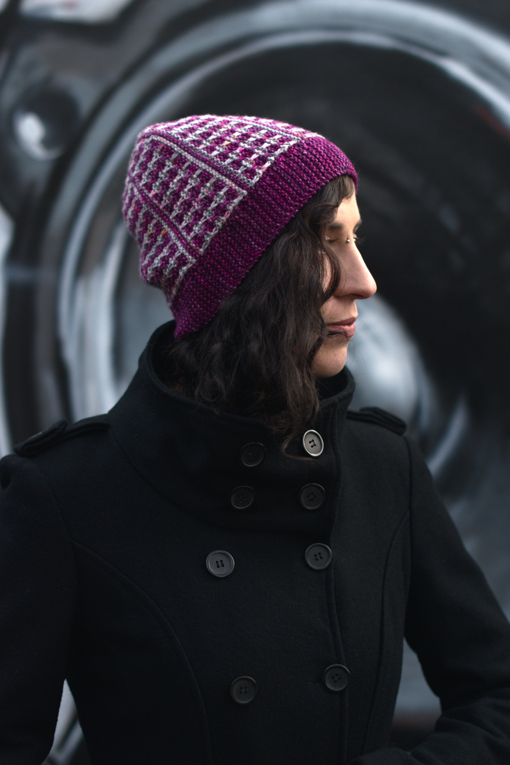 Matriks reversible sideways knit slouchy hat in two colours for dk yarn
