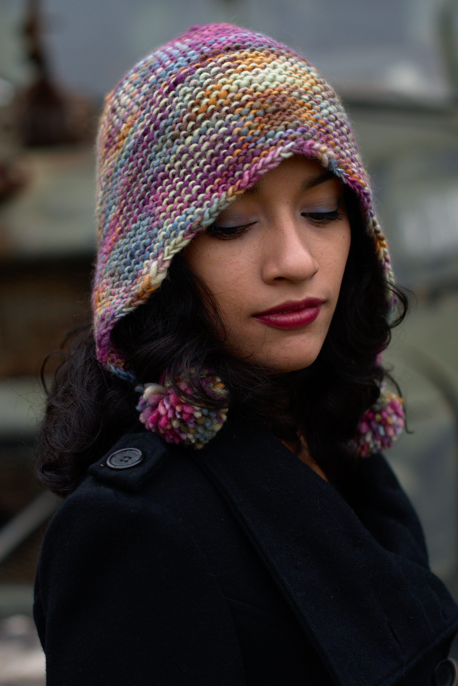 Angelica's Bonnet hand knitting Hat pattern for chunky weight yarn