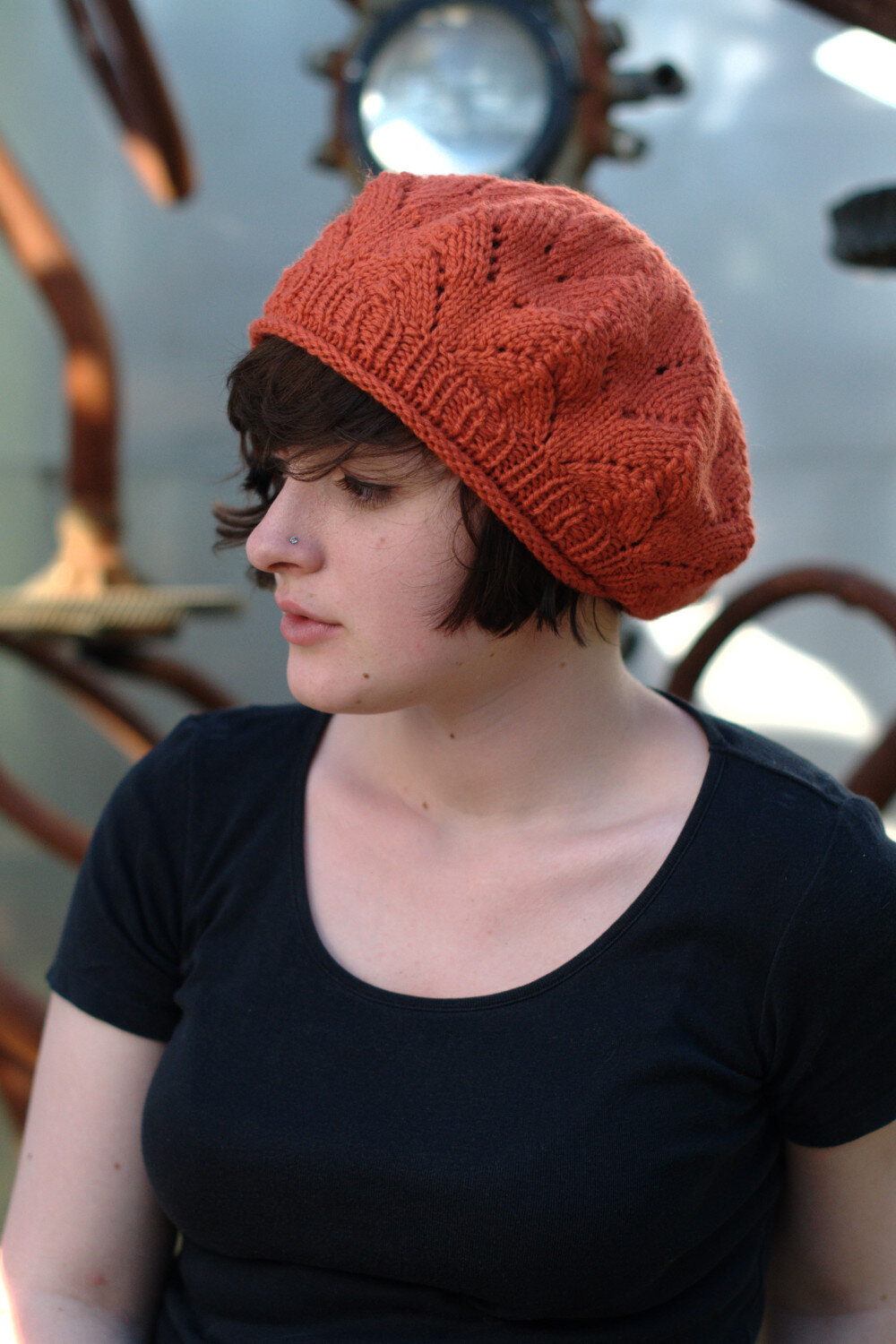 Meret hand knitting beret pattern for worsted weight yarn