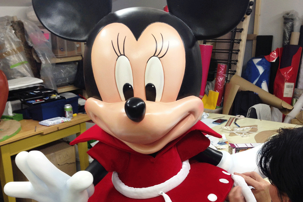 Specialist Fixtures, Disney Store, Share the Magic, Props, VM, Visual Merchandise, Sculpts, In-store theming, Shop Design. Minnie Mouse, Mickey Mouse,