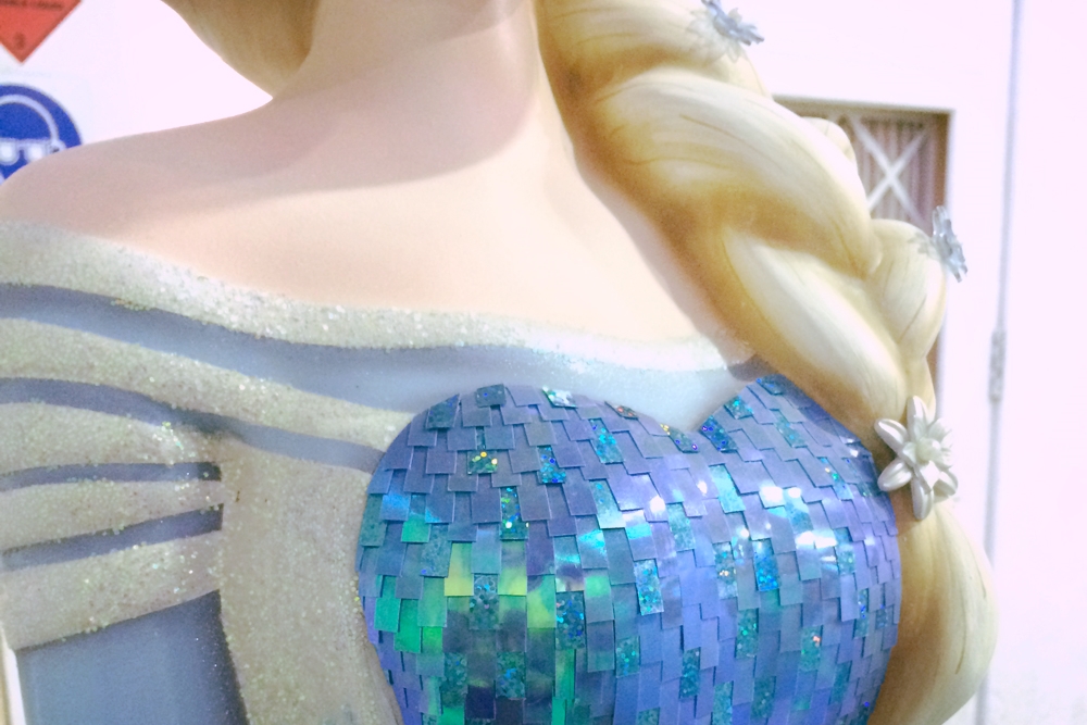 Store development, Disney Store, Frozen, Sven, Anna, Elsa, Christmas 2014, Sculpts, Props, VM, Retail Design, In-store Theming, Visual Merchandising, Shop Design,