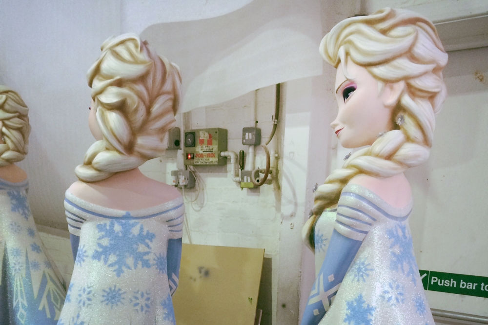 Store development, Disney Store, Frozen, Sven, Anna, Elsa, Christmas 2014, Sculpts, Props, VM, Retail Design, In-store Theming, Visual Merchandising, Shop Design,