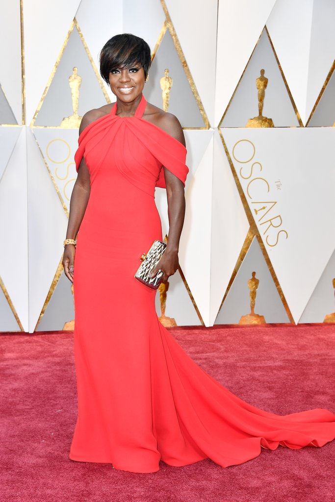 Another stunner in red, beautiful best supporting actress Oscar winner, Viola Davis in a custom Armani Privé gown and Stuart Weitzman shoes.