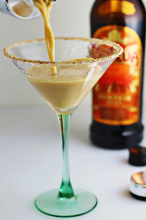 12-kahlua-pumpkin-spice-martini-6_1.jpg