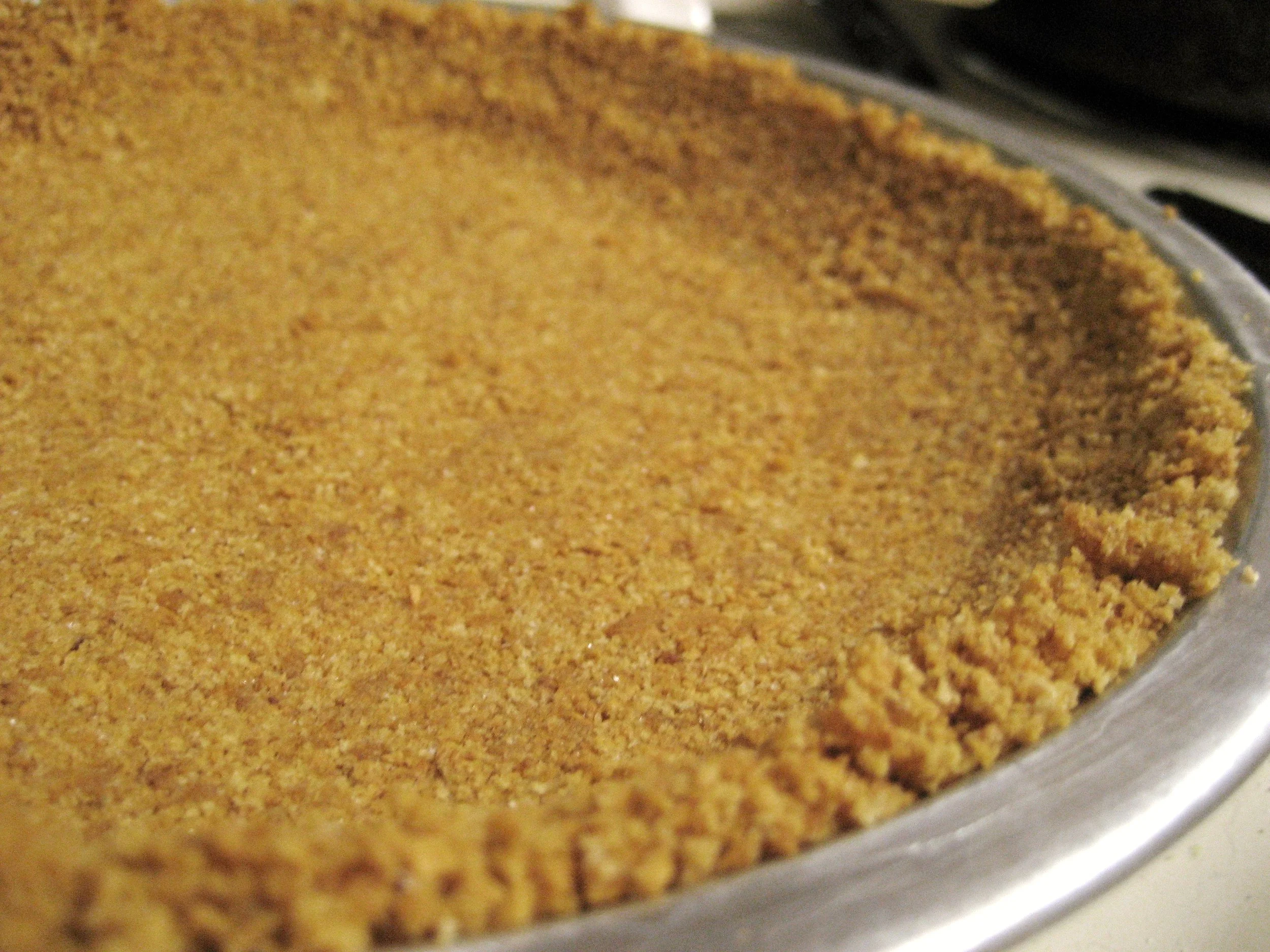 Graham_cracker_crust.jpg