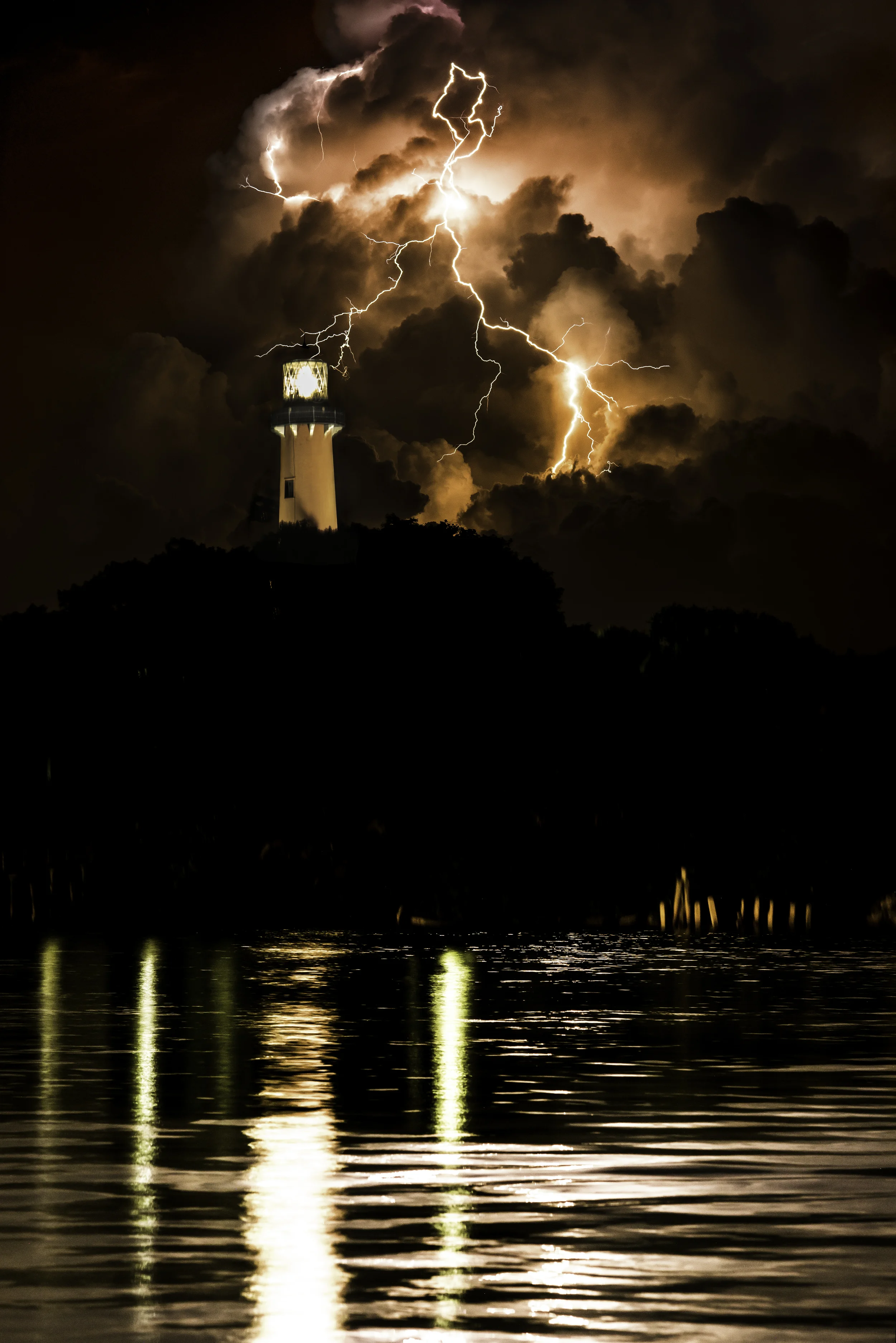 Lighthouse Lightning