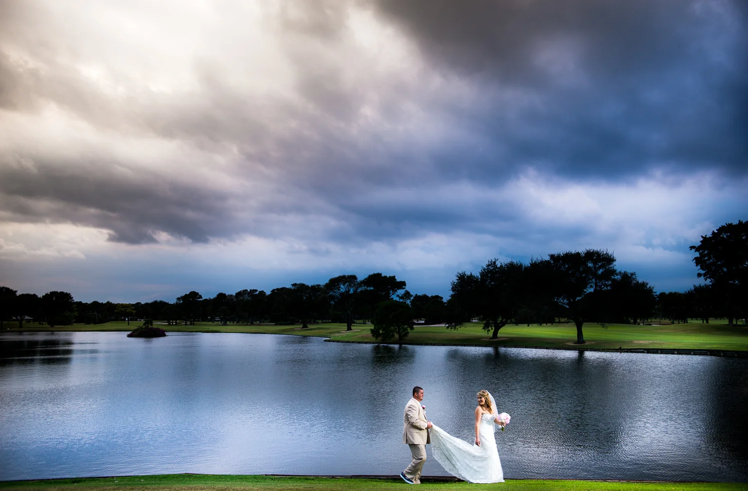 Liz&BrandonSneekPeek-44.jpg
