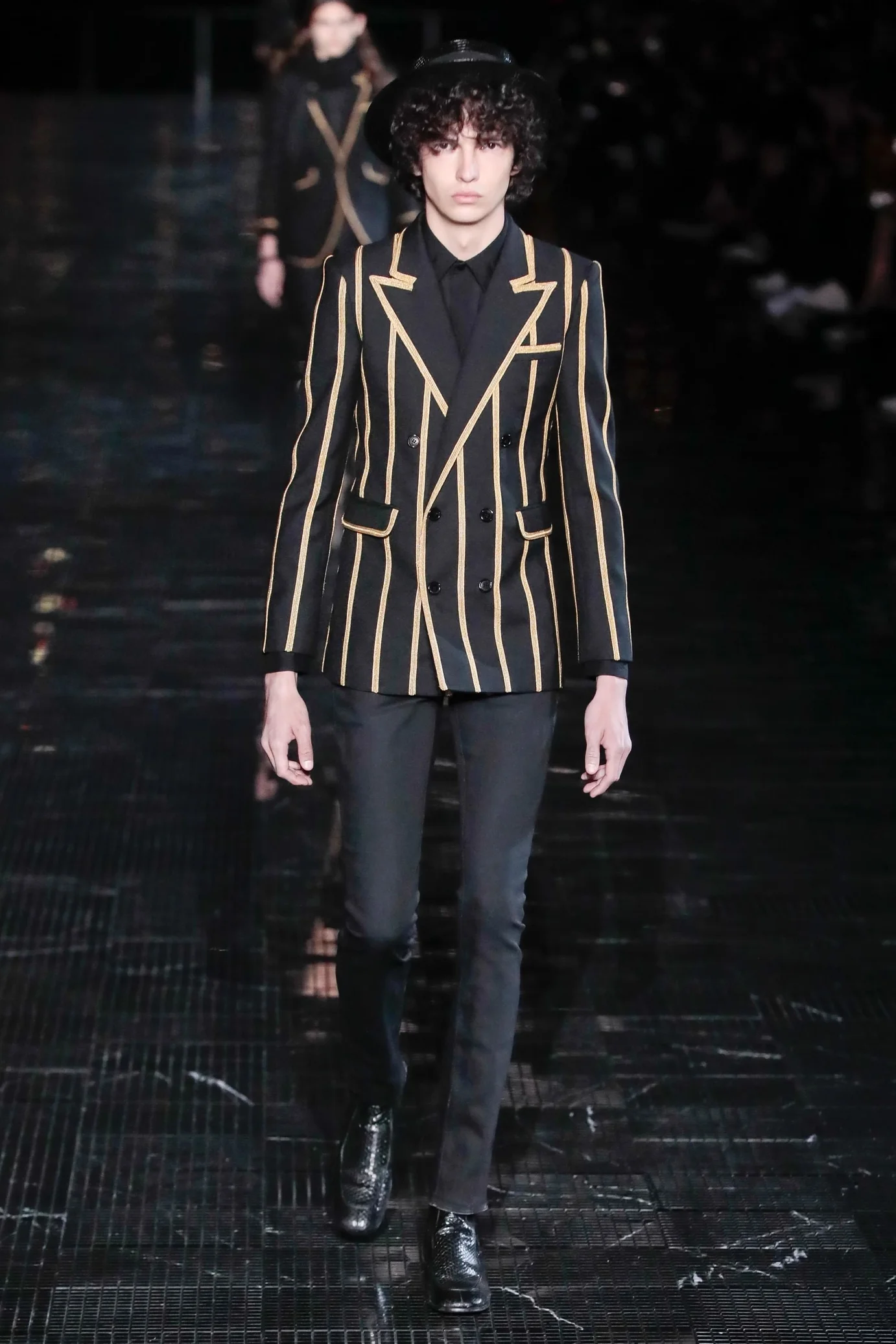 SAINT LAURENT 2.jpg