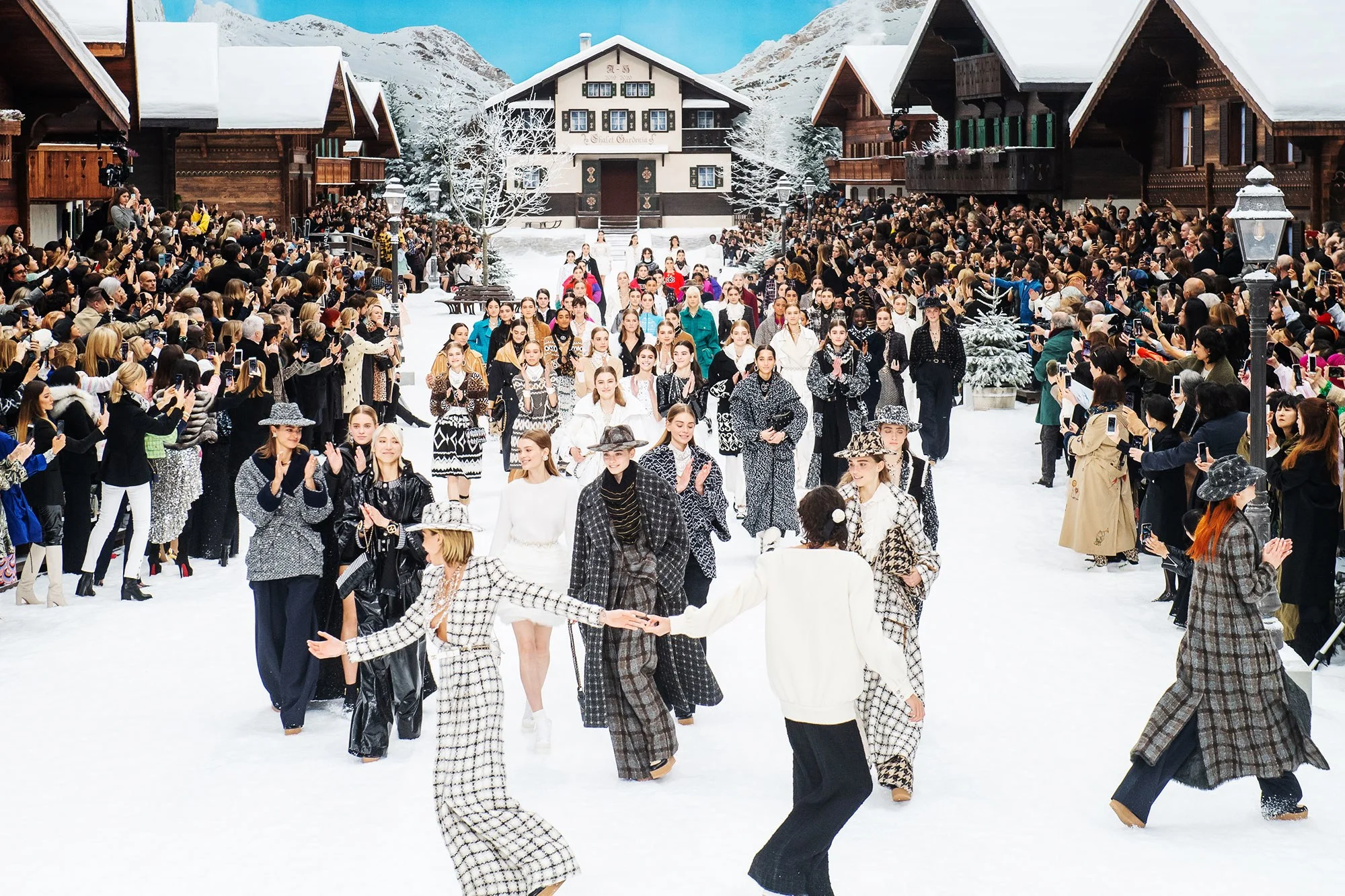 CHANEL FALL-WINTER 2019/20