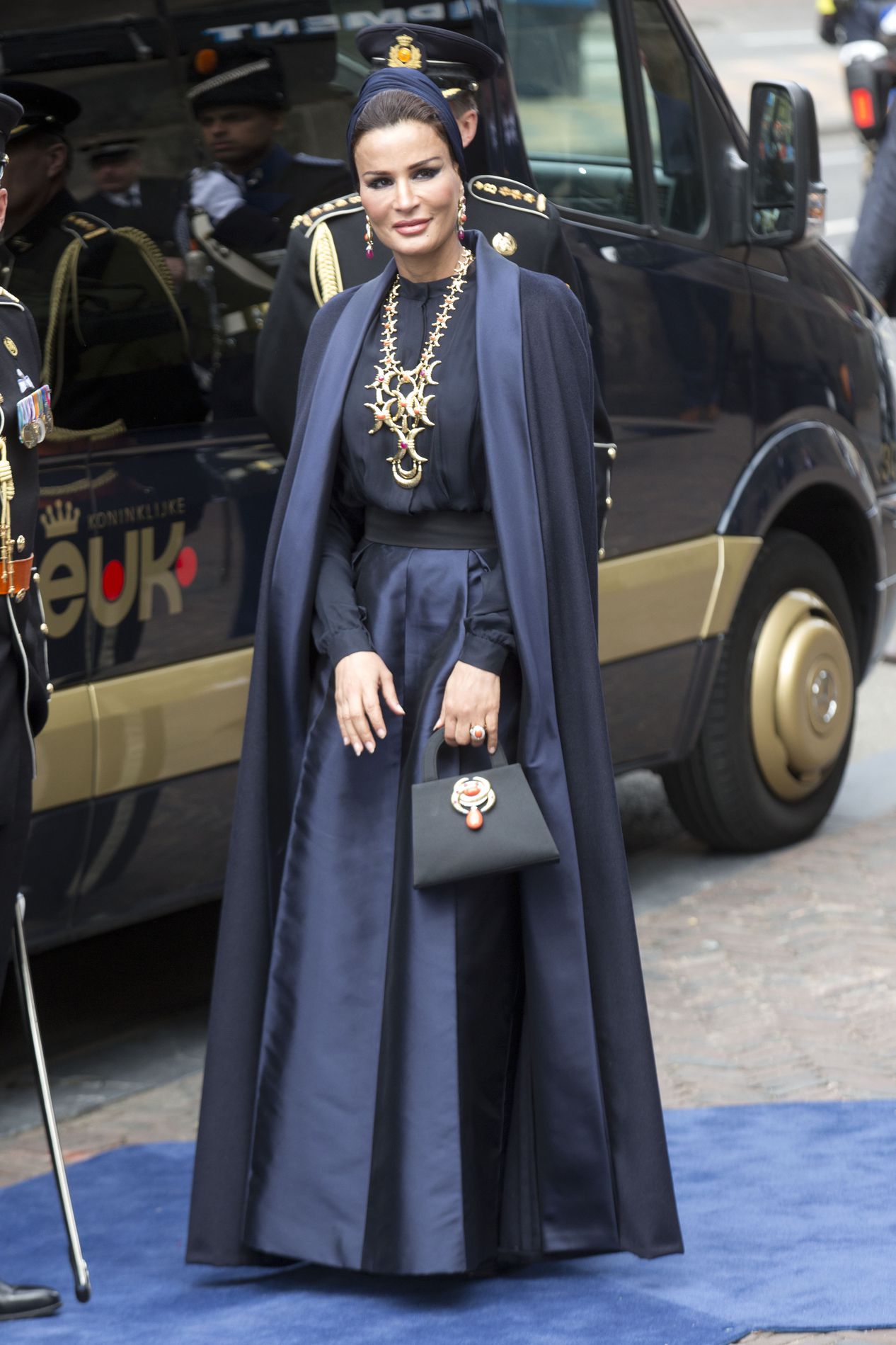 Sheikha Moza bint Nasser is the consort of Sheikh Hamad bin Khalifa Al Thani, former Emir of the State of Qatar. Since 1995, Sheikha Moza has led education and social reforms in Qatar and has founded national and international development projects.