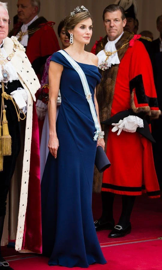Letizia Ortiz Rocasolano is the current Queen of Spain as the wife of King Felipe VI. Letizia Ortiz came from a middle-class family and worked as a journalist for ABC and EFE before becoming a news anchor at CNN+ and Televisión Española.