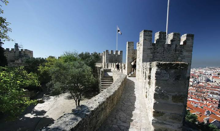 Castelo de Sao Jorge. Photo Credit: visitlisboa.com