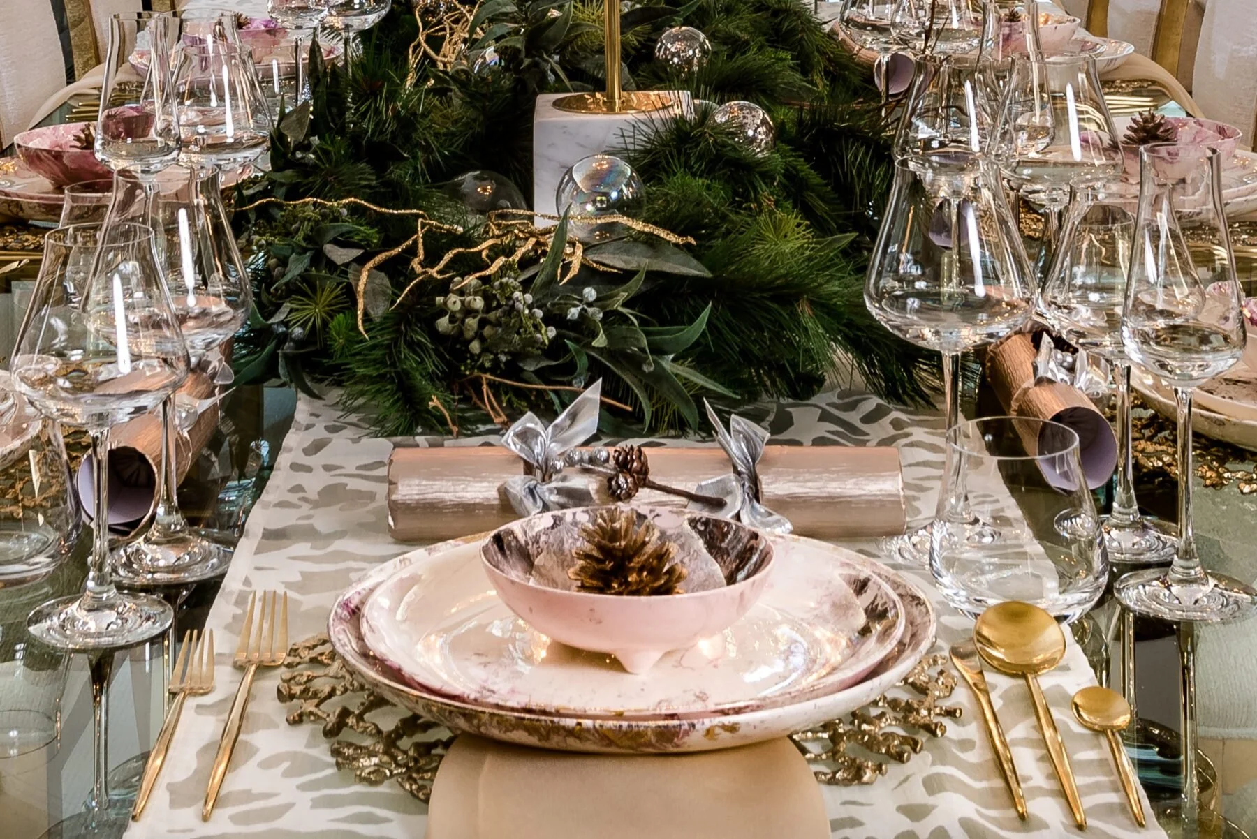 Holiday Table Dressing 2.0