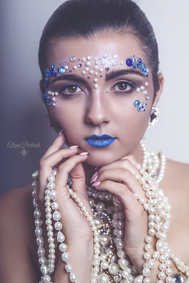 Glamour Makeup pearls and diamonds