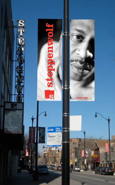 step_banners_street_400.jpg