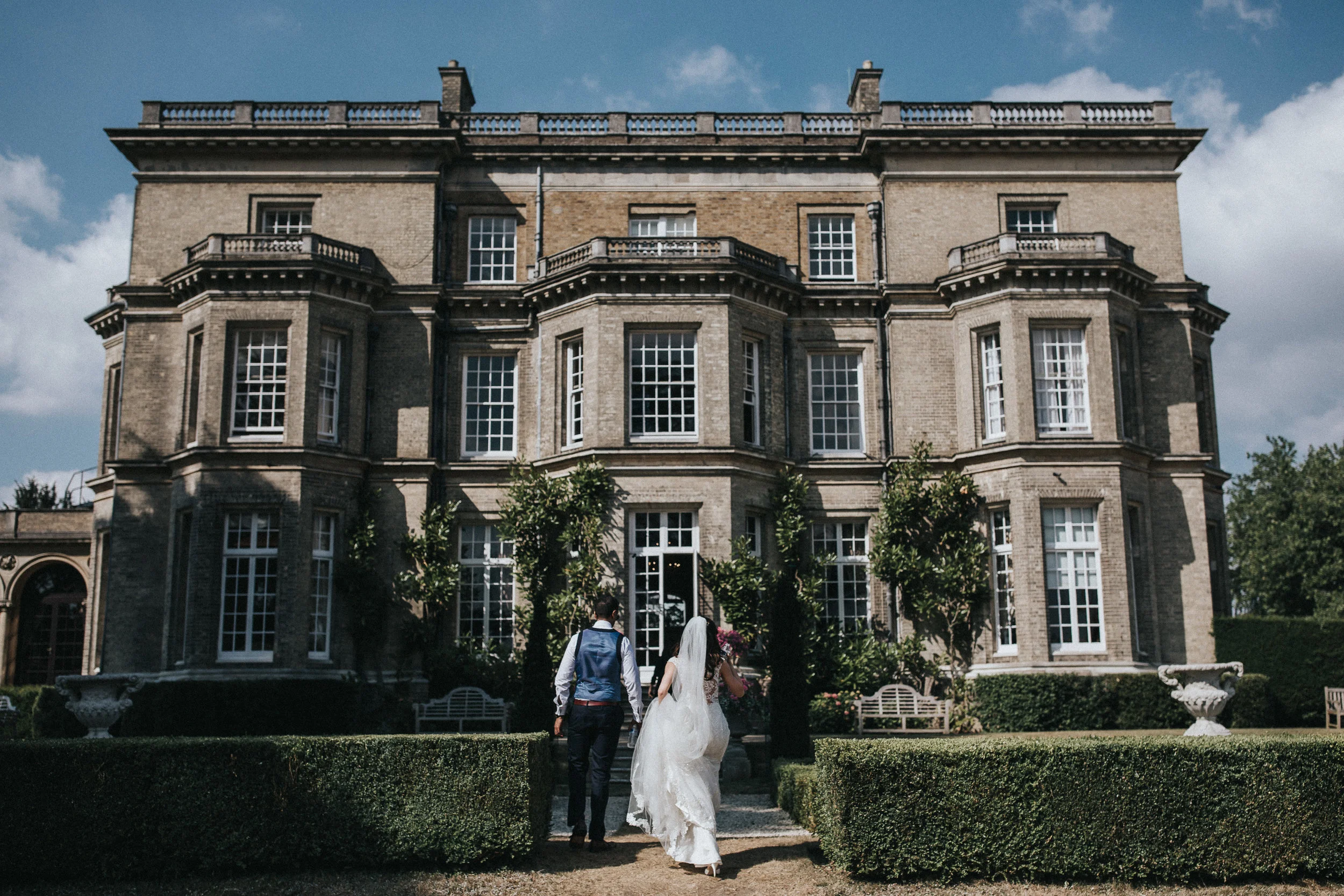Victoria&Raj550.jpg