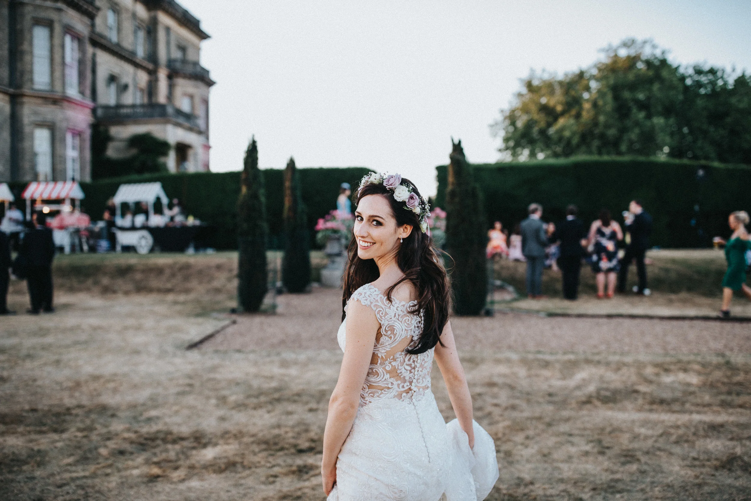 Victoria&Raj964.jpg