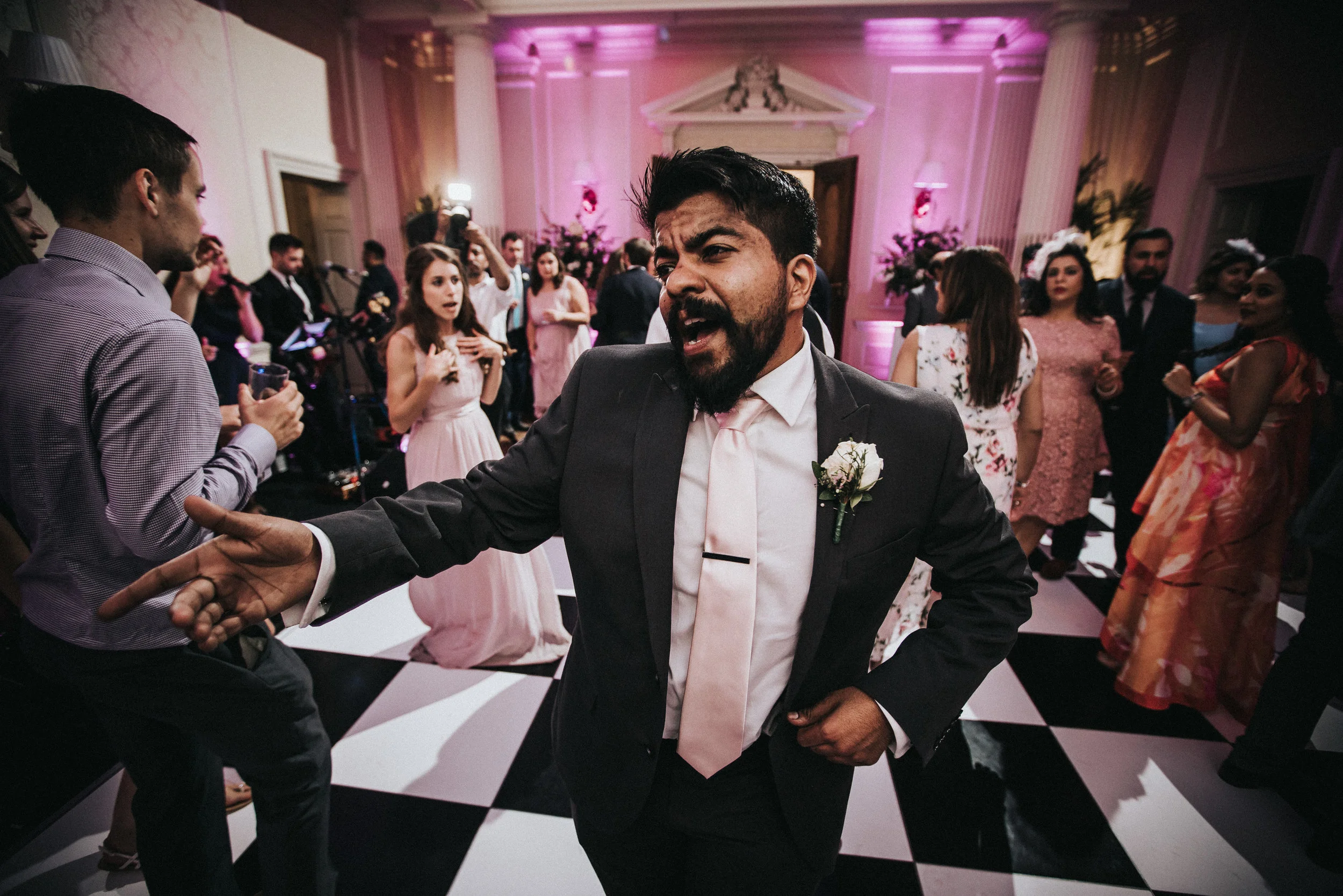 Victoria&Raj1134.jpg