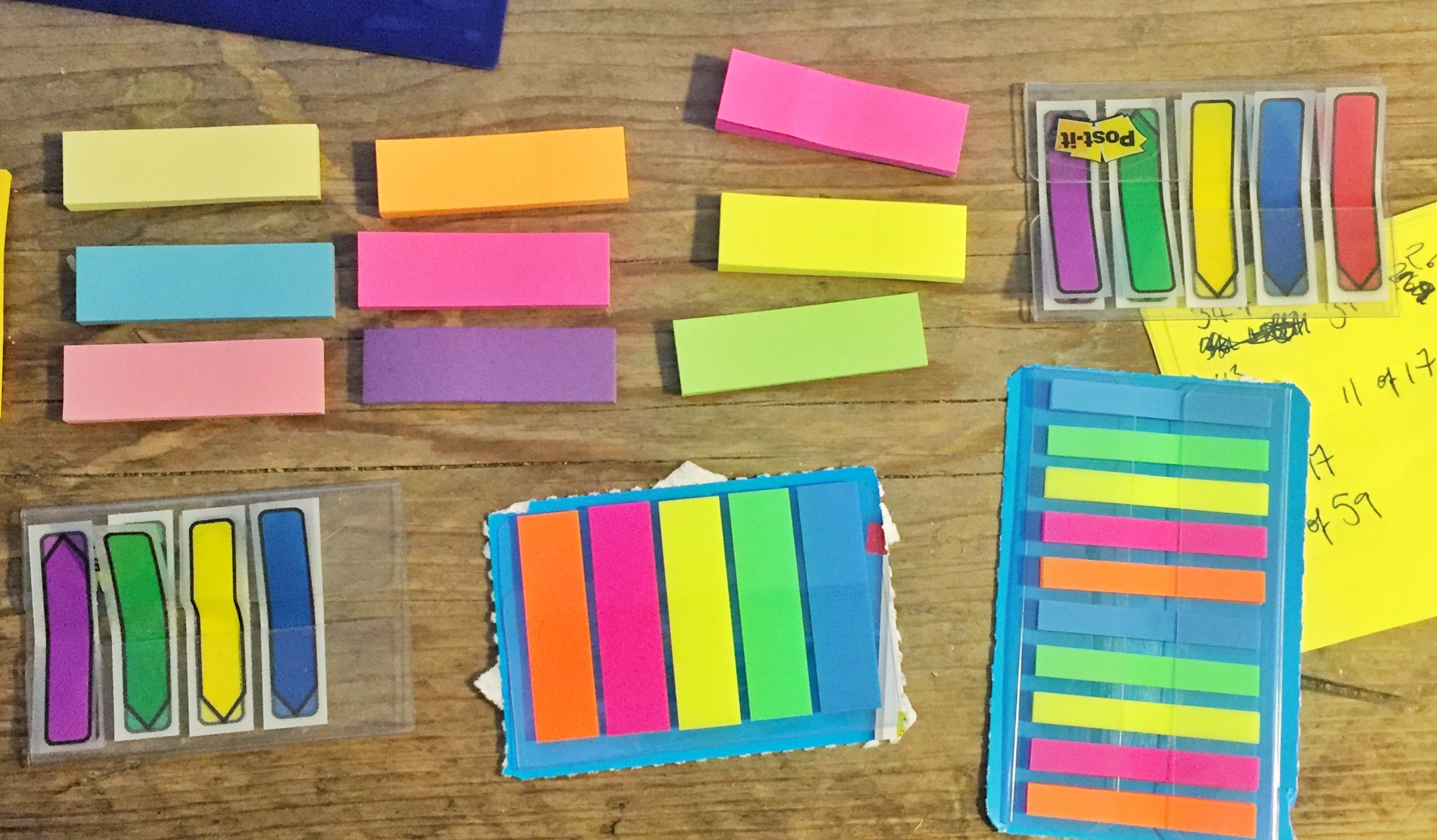 Post-its, pretty Post-its.. (other sticky notes are available..)