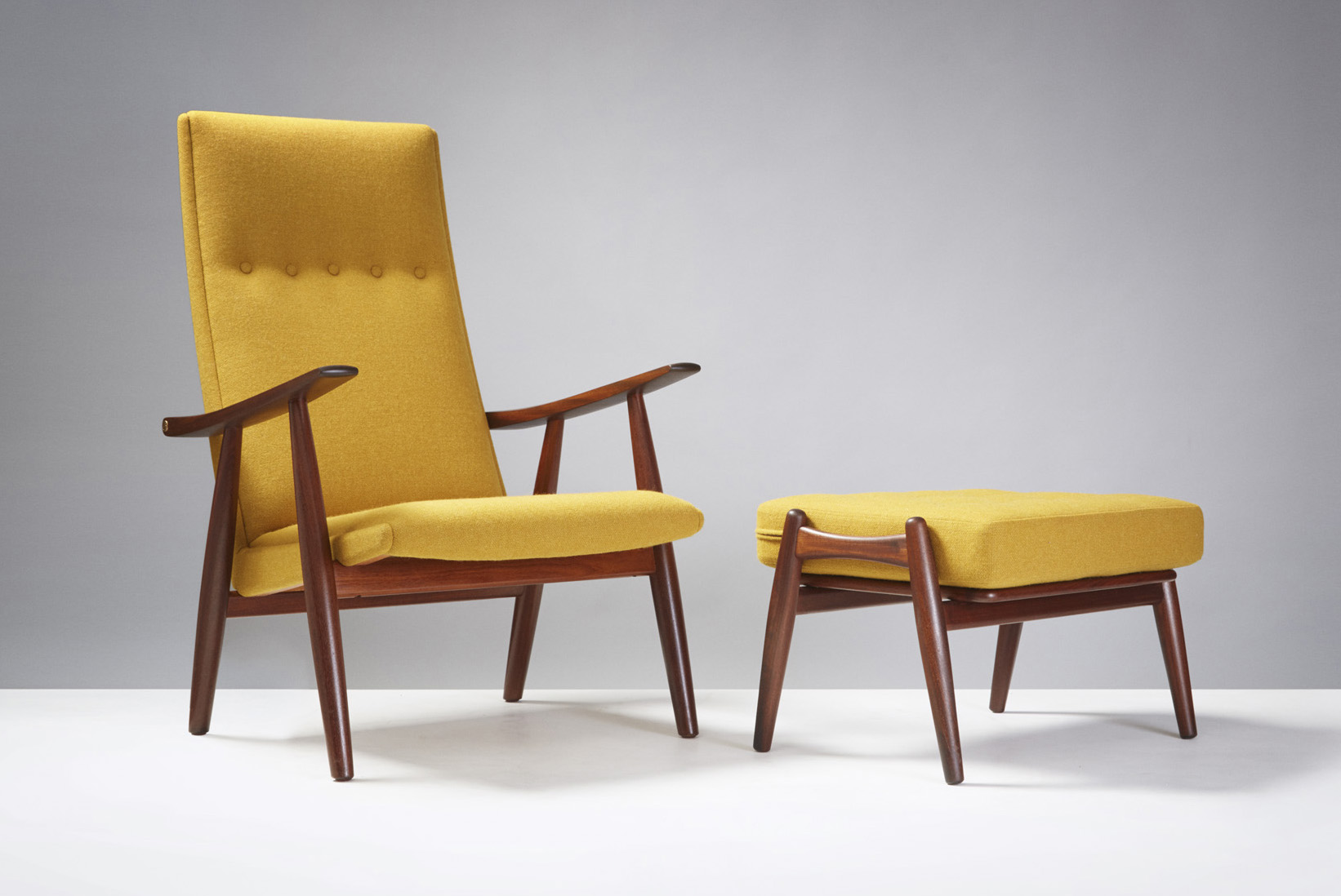 Hans Wegner GE-260 Chair & GE-240 Ottoman, Teak