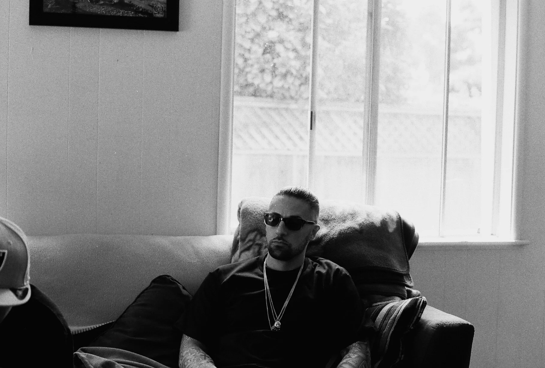 Unkonfined in the studio.