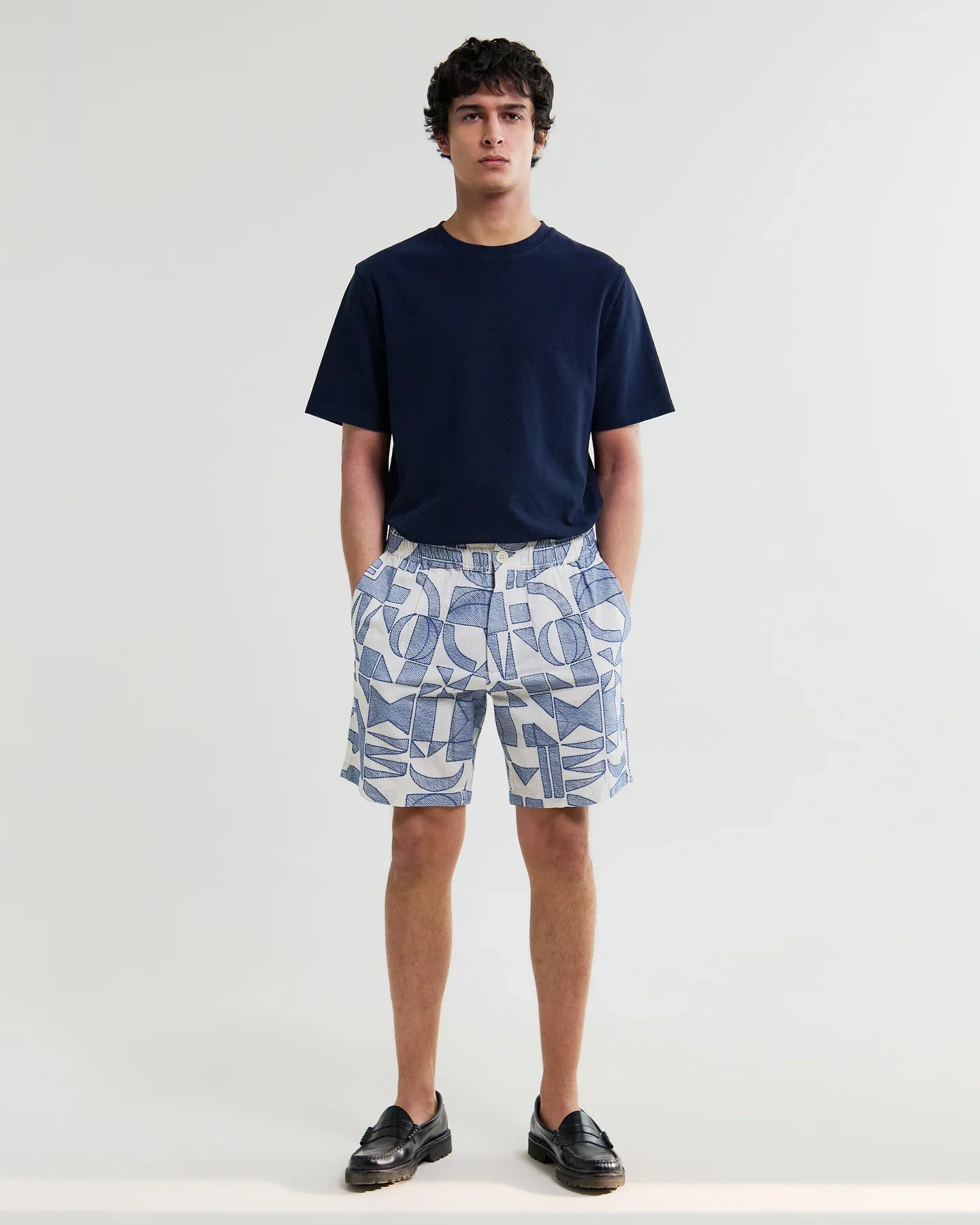 Wax_London_Kurt_Shorts_Ecru_Blue_Geometric_Emboidered_Shapes_2.webp