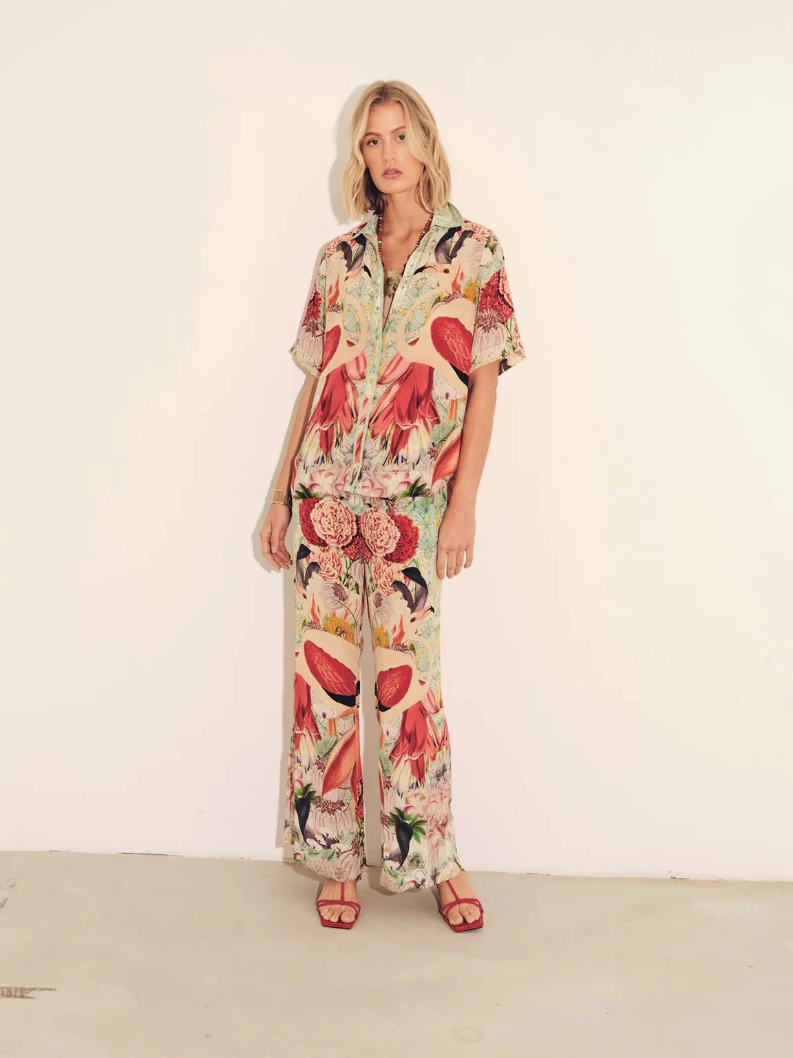 Carolina_K_Ares_Shirt_Flamingos_3.jpg