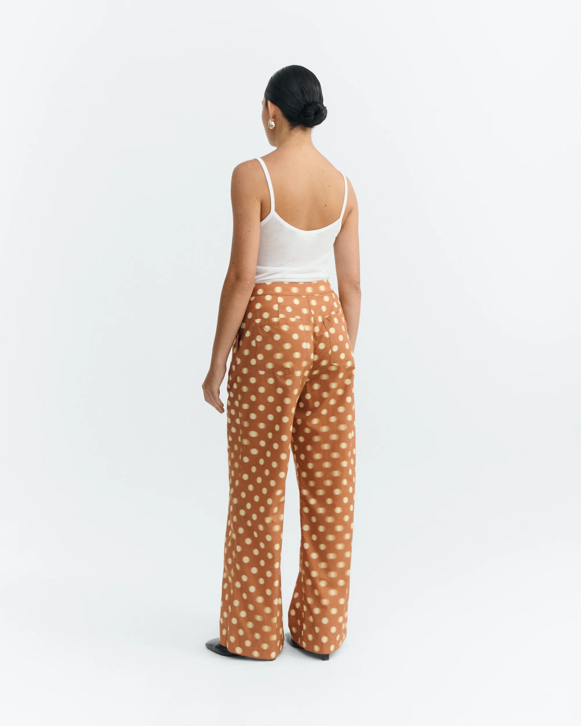 Thinking_Mu_Puntets_Brown_Manolita_Polka_Dot_Wide_Leg_Pants_4.webp