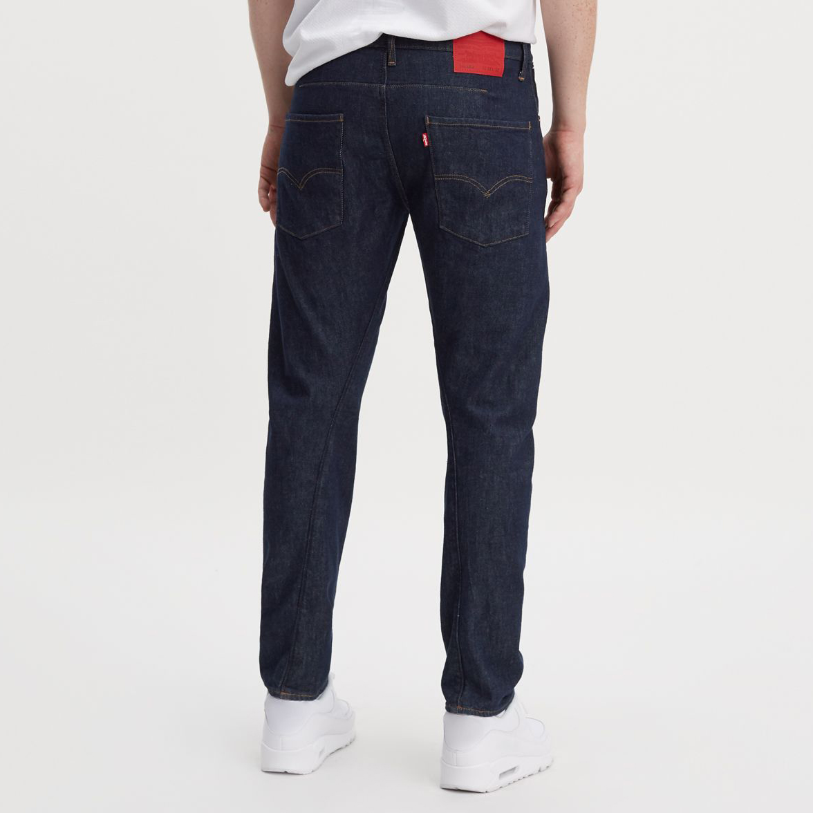 Levi's Engineered Jeans 502 Taper in Rinse Denim LEJ — Aggregate Supply