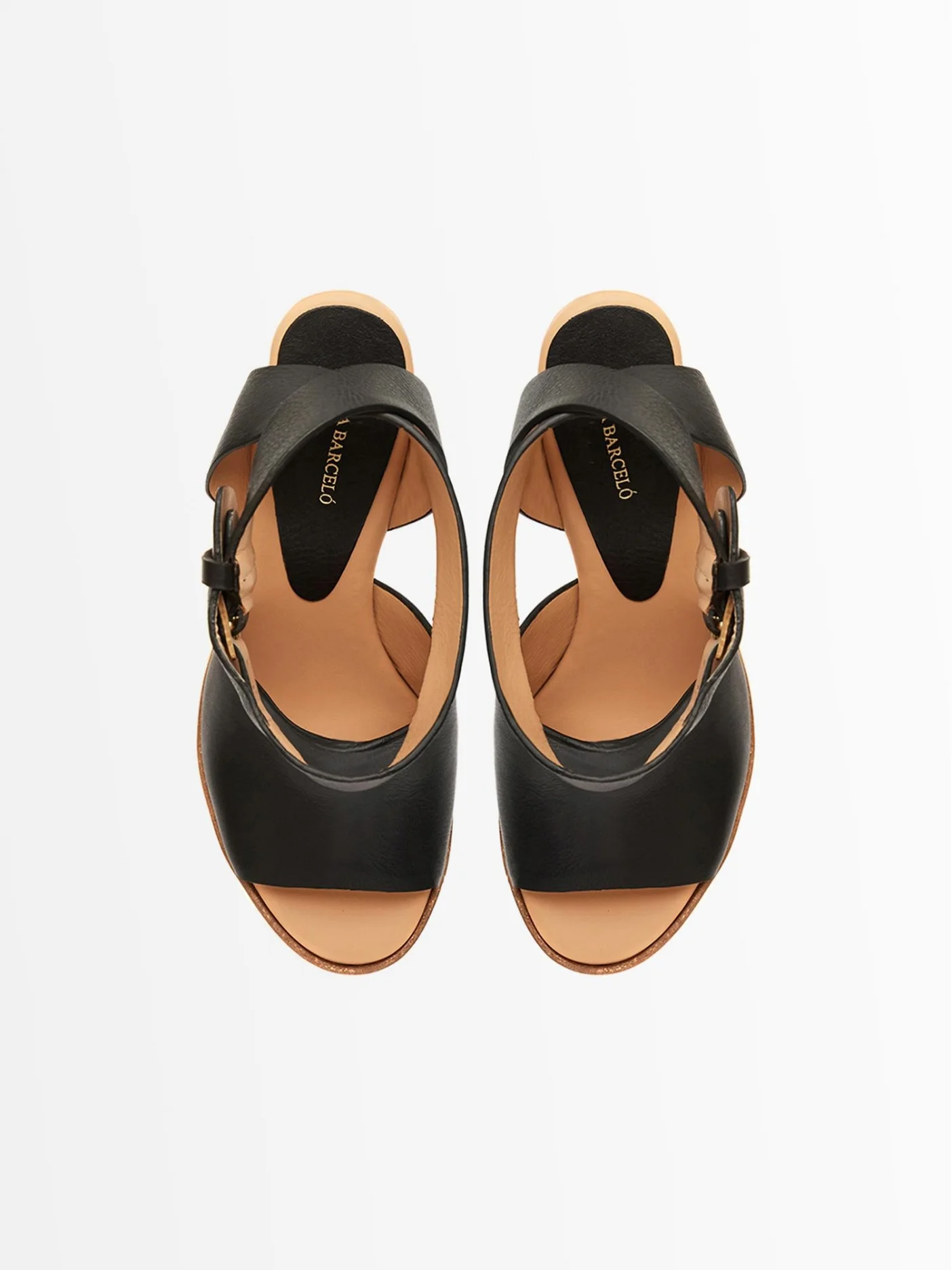 Paloma_Barcelo_Akane_Platform_Sandal_Black_Wood_Rubber_4.jpg
