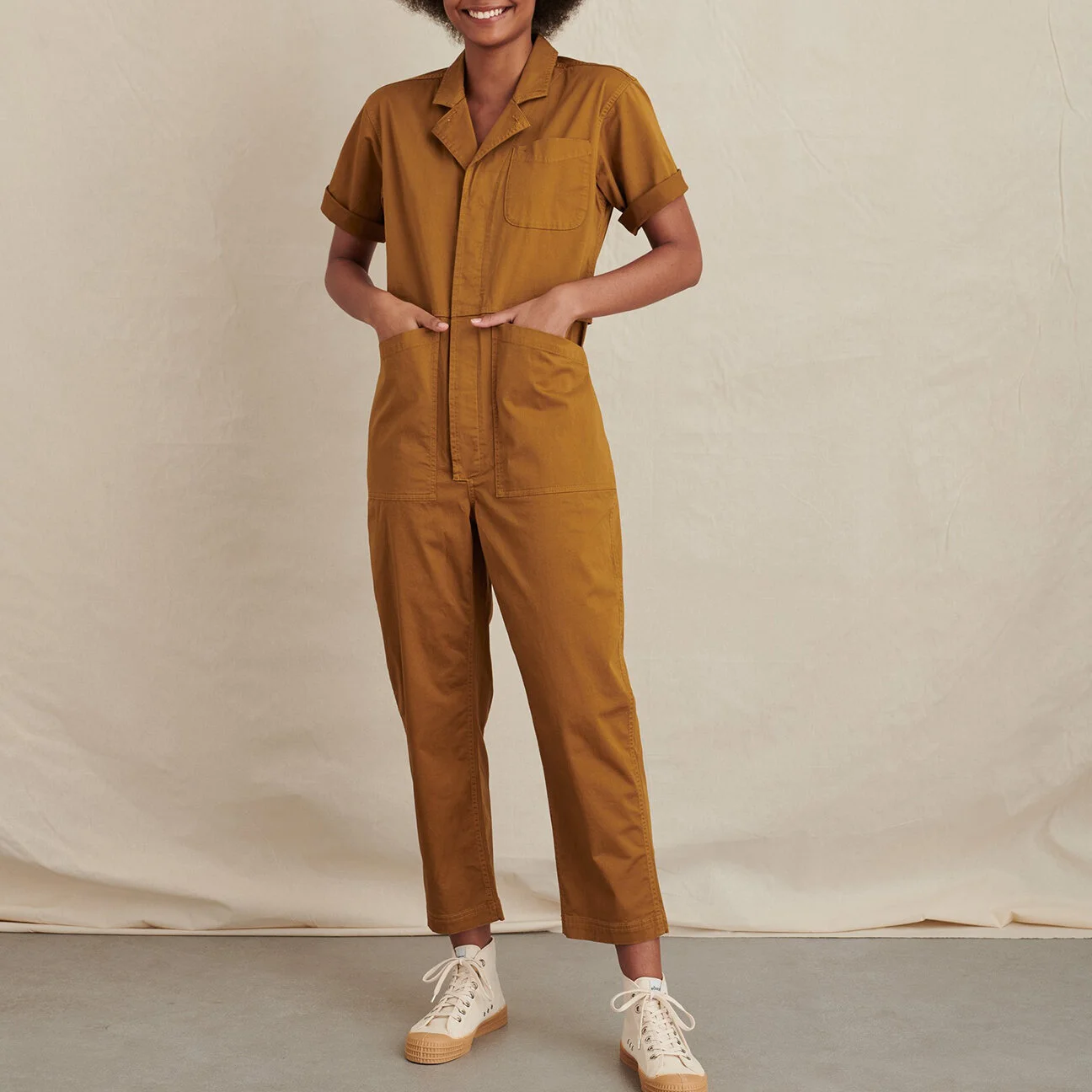 Alex_Mill_Short_Sleeve_Jumpsuit_Golden_Khaki_8a.jpg