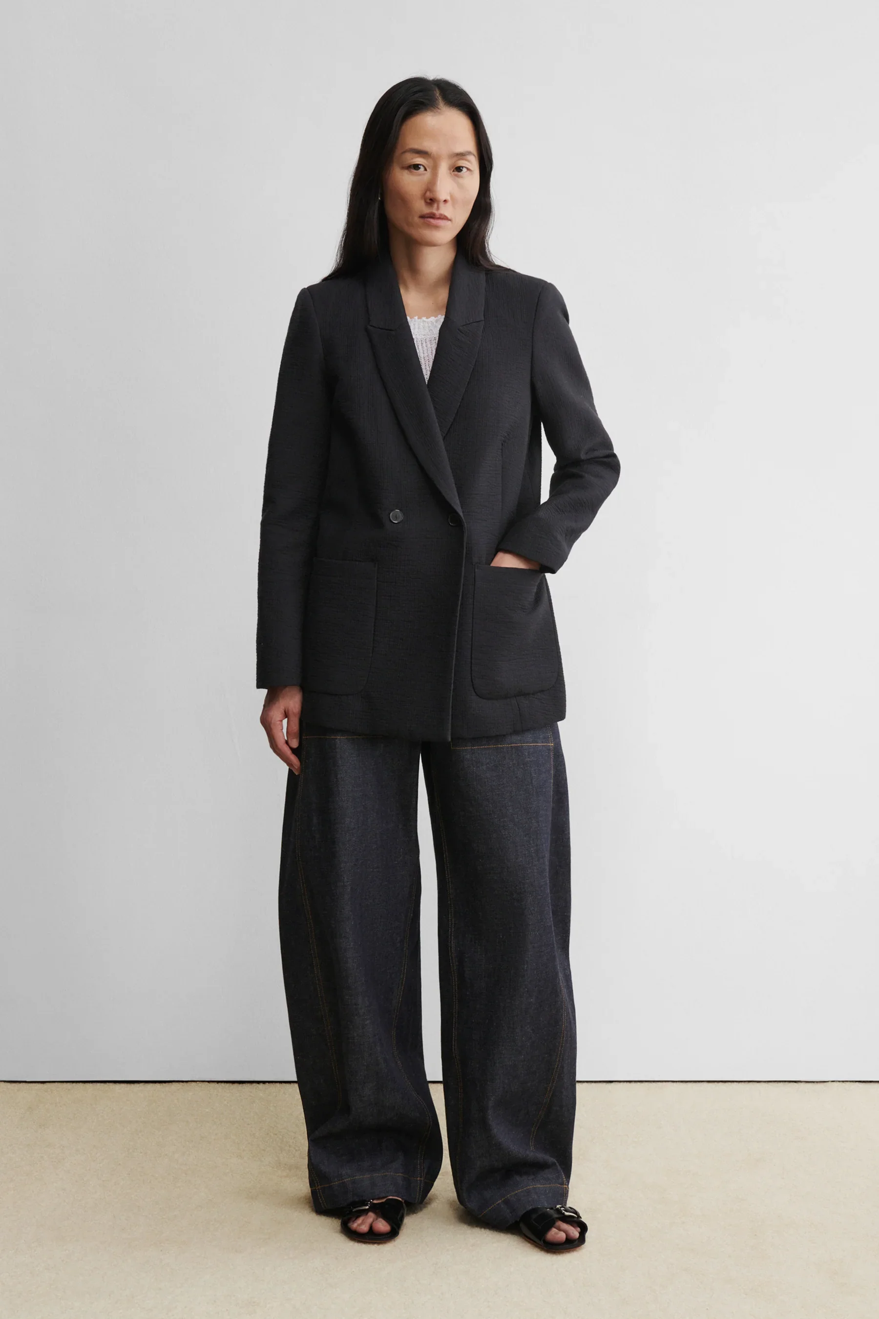 182W-710-T1009_Rachel_Comey_New_Amboy_Blazer_Black_Foam_1.webp