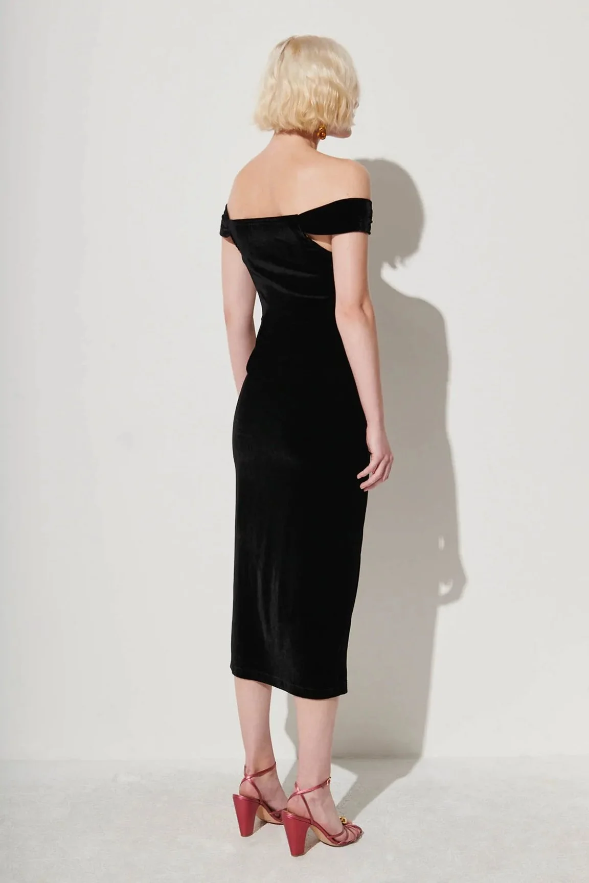 Rachel_Comey_Altro_Dress_Black_Stretch_Velvet_4.jpeg