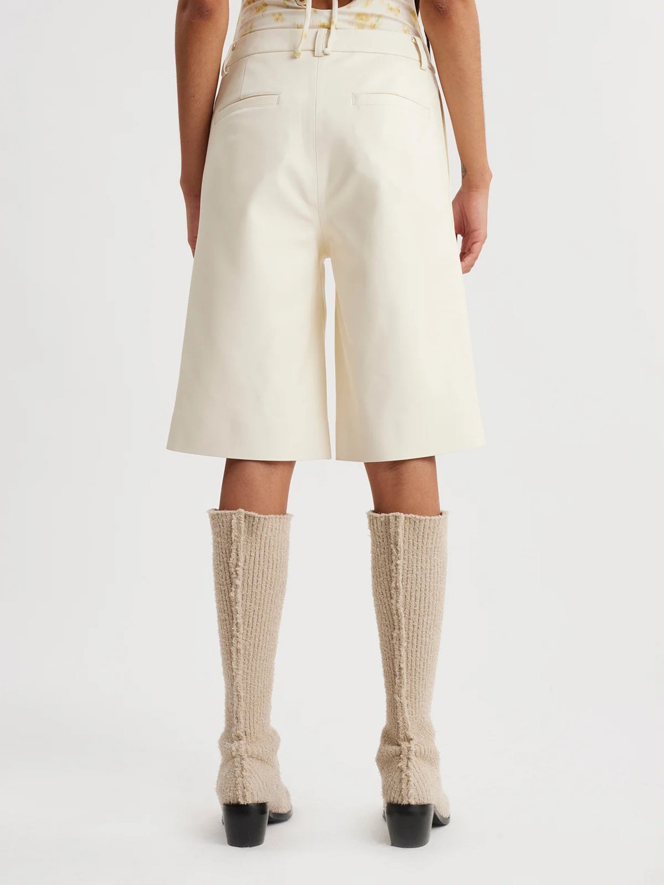 Holzweiler_Celest_Shorts_White_Faux_Leather_6.jpeg