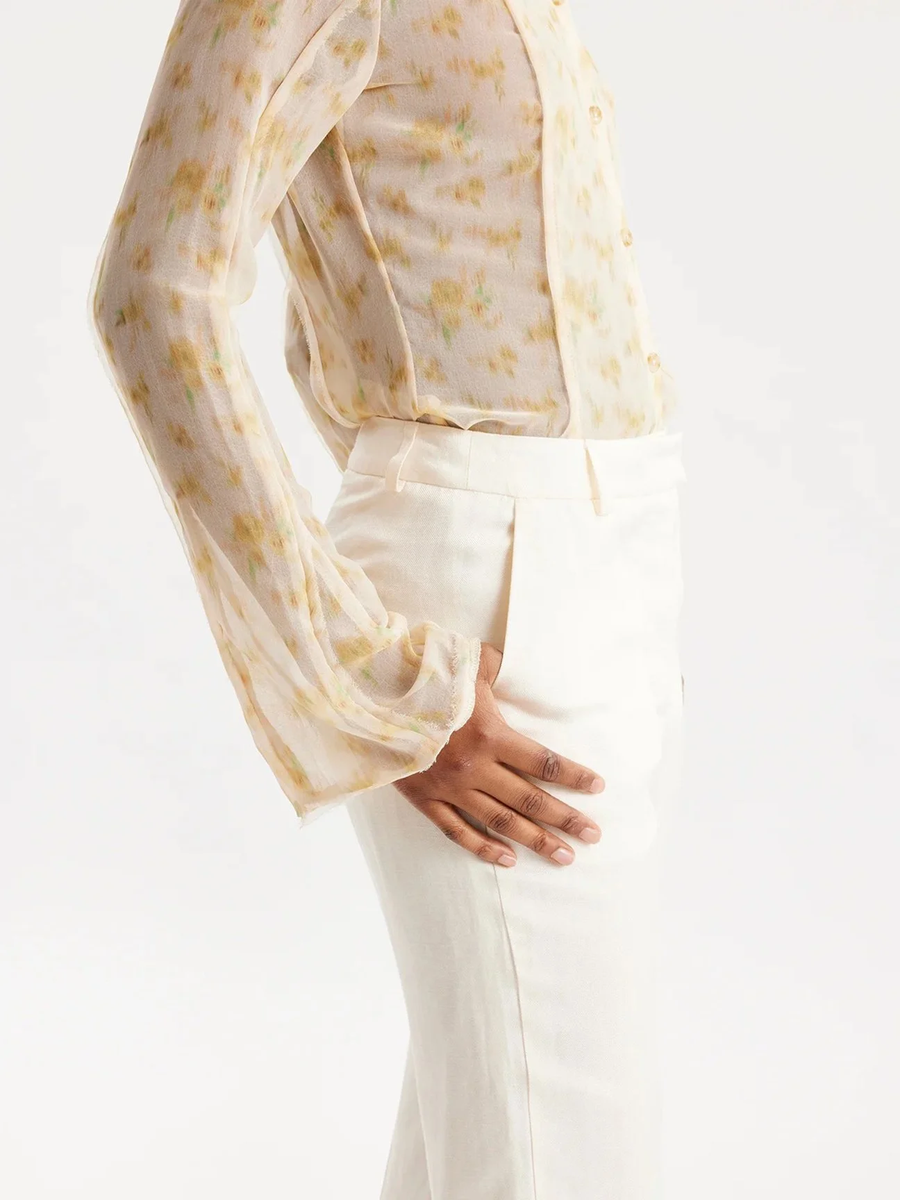 Holzweiler_Nosabi_Trousers_Ecru_4.jpeg