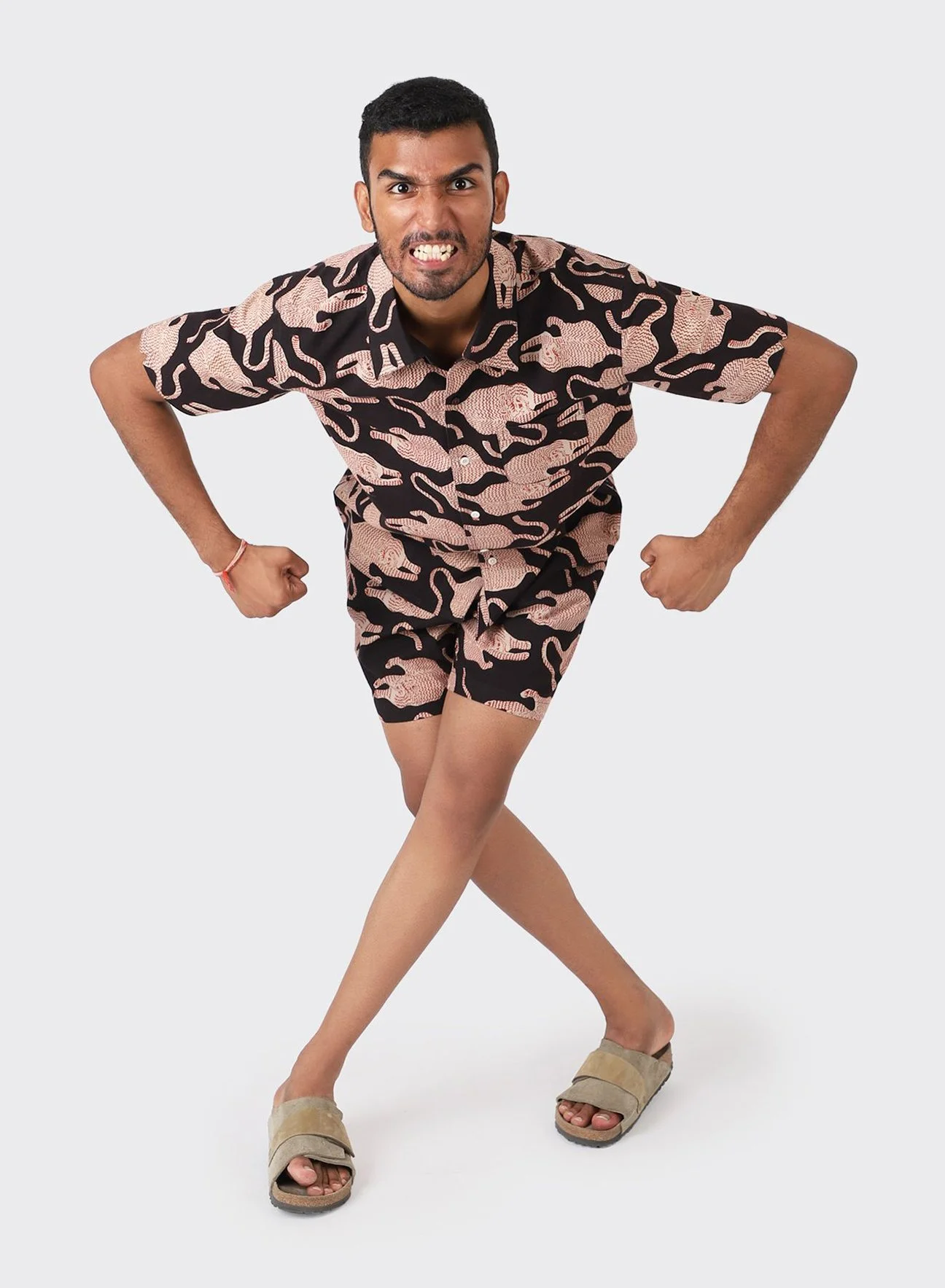 Kardo_Chintan_Shirt_BP69_Tiger_Block_Print_Black_5.jpeg