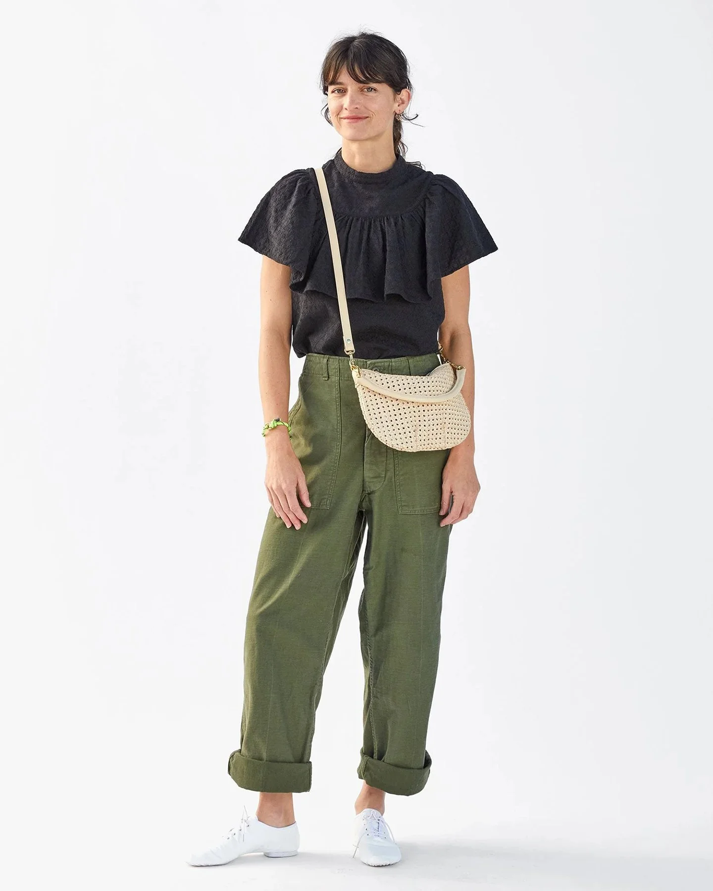 Clare_V_Petit_Moyen_Messenger_Cream_Rattan_4.jpeg