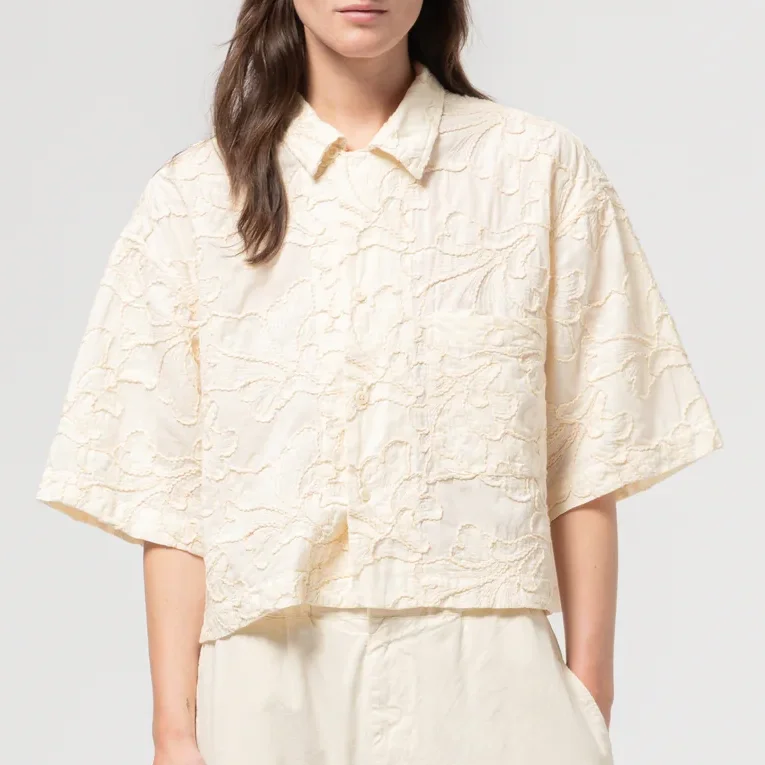 Girls_of_Dust_Sumatra_Shirt_Lilly_Cotton_Wheat_1a.webp