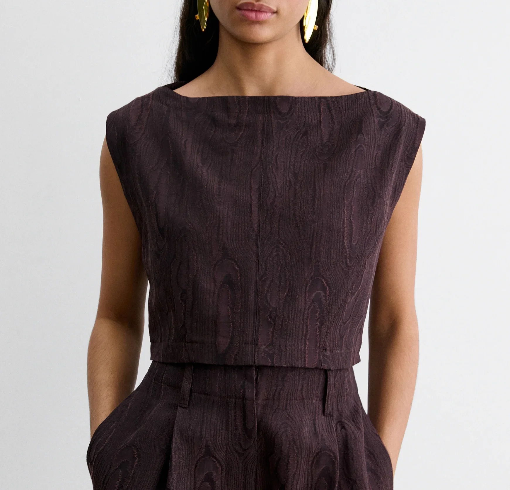 264W-326-T1062-Rachel_Comey_Emma_Top_Brown_Moreen_Woodgraid_Moire_Jacquard_2a.webp