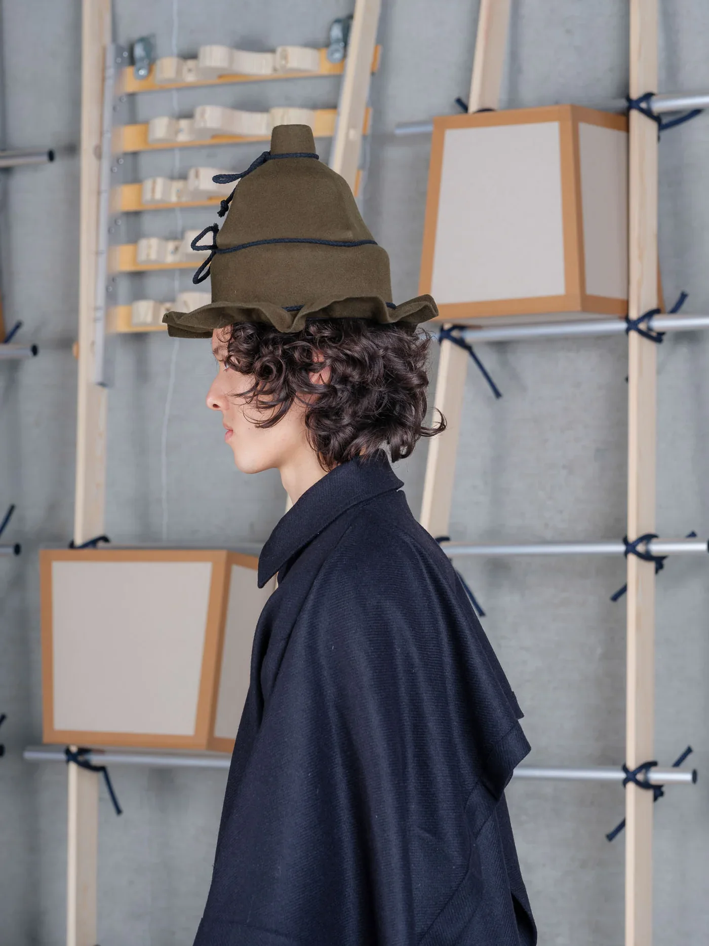 Henrik_Vibskov_Christo_Wrap_Hat_Moss_Green_3.webp