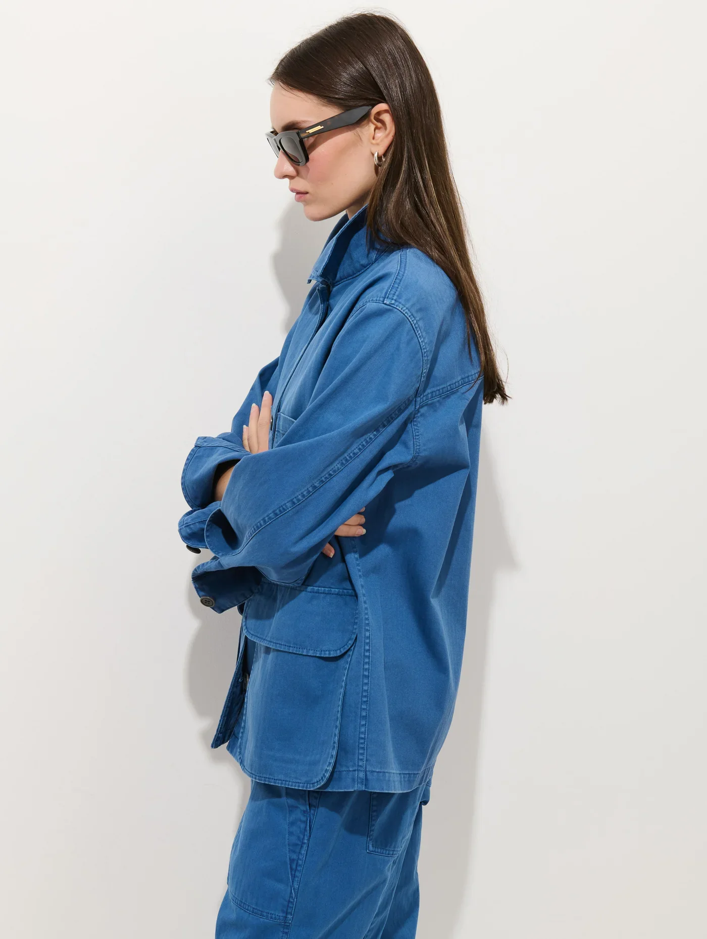 Alex_Mill_Painter_Jacket_Herringbone_Washed_Cobalt_6.webp