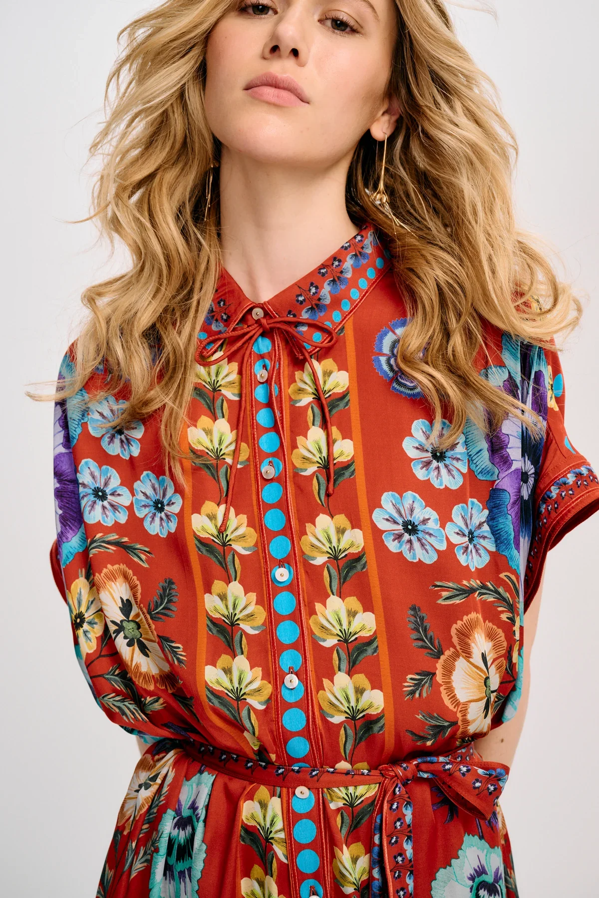 Carolina_K_Valerie_Kaftan_Antique_Floral_Burnt_Orange_2.webp