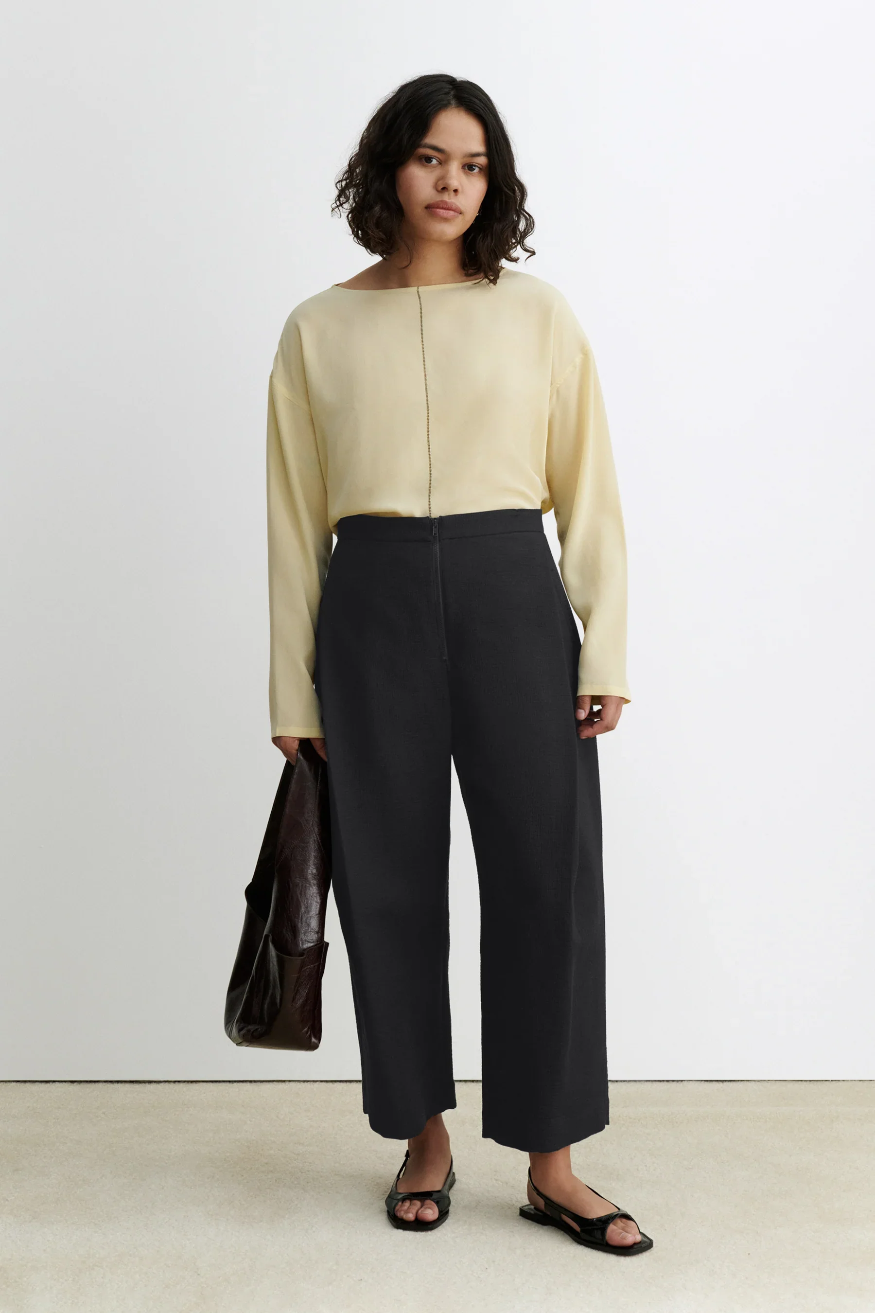 161W-506-T1009_Rachel_Comey_Don_Pant_Black_Foam_6.webp