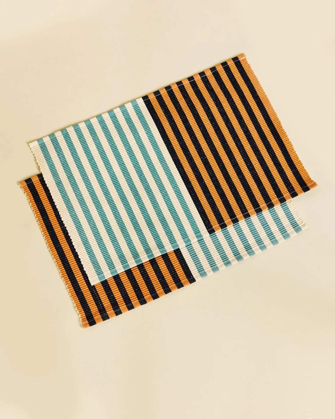 Dusen_Dusen_Duo_Stripe_Placemats_Set_Four_5.jpg