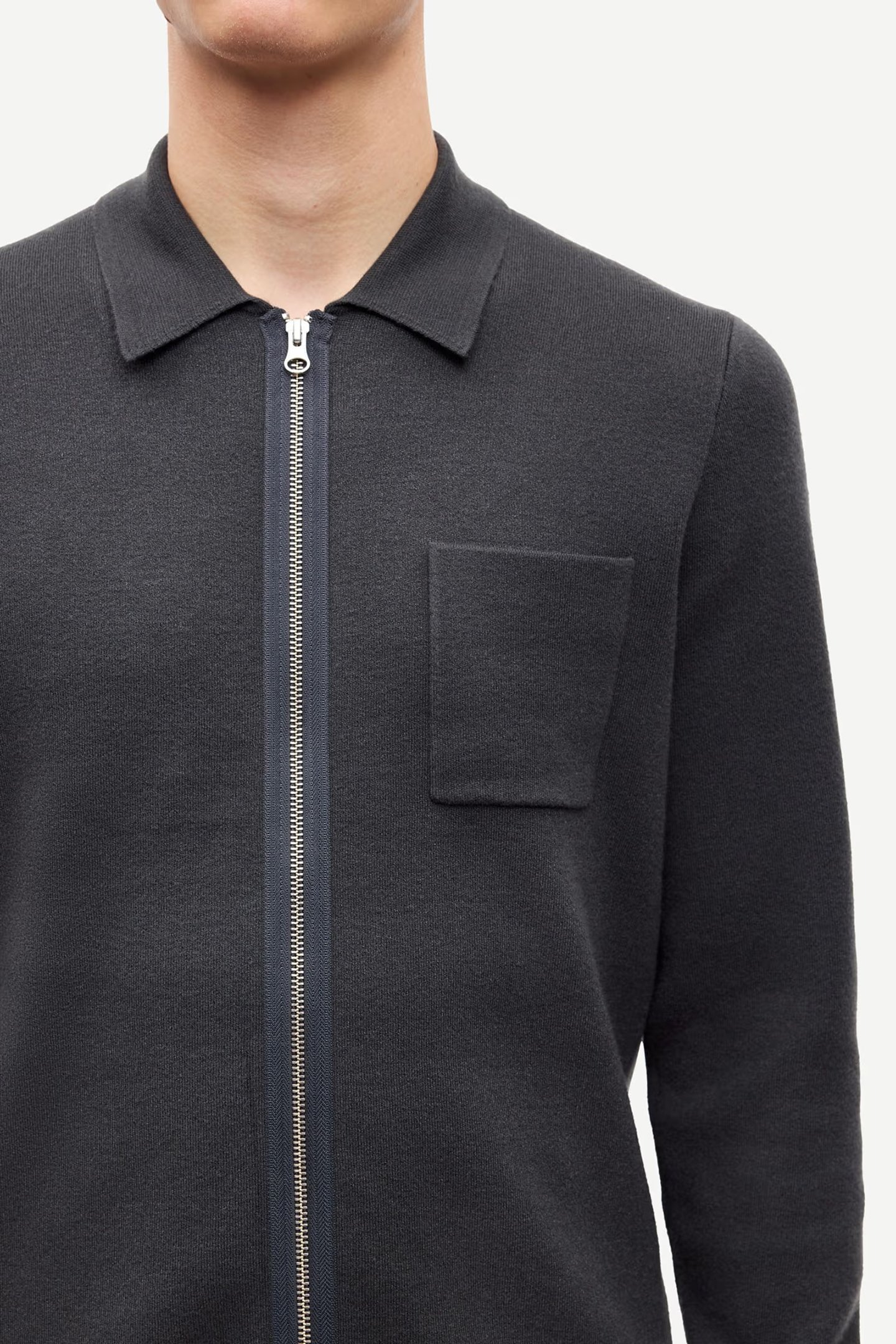 Samsoe_Guna_Zip_Black_Oyster_2.jpg