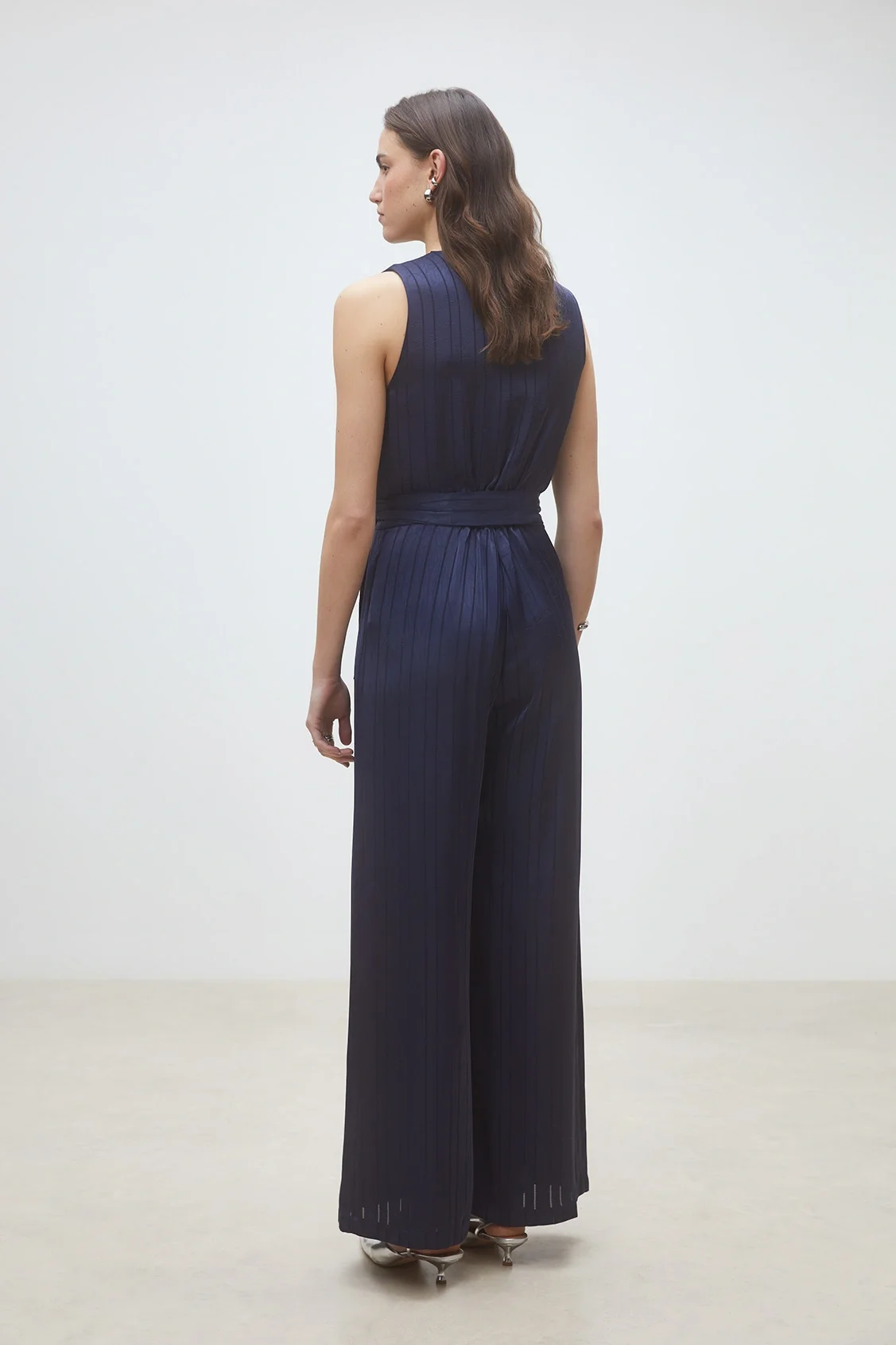 Suncoo_Telma_Jumpsuit_Navy_Satin_Stripe_3.webp