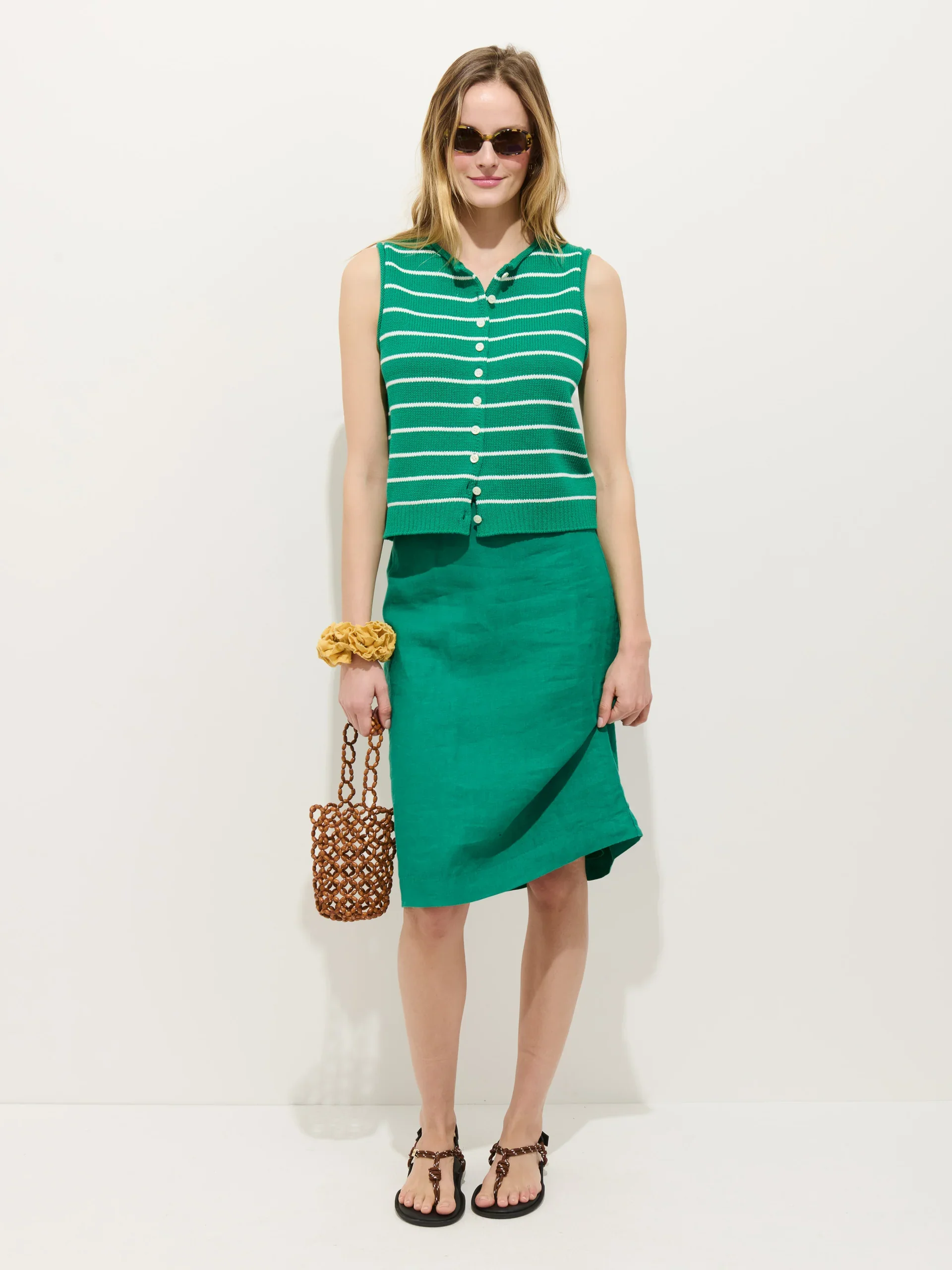 Alex_Mill_Taylor_Striped_Vest_Cotton_Jade_Ivory_3.webp